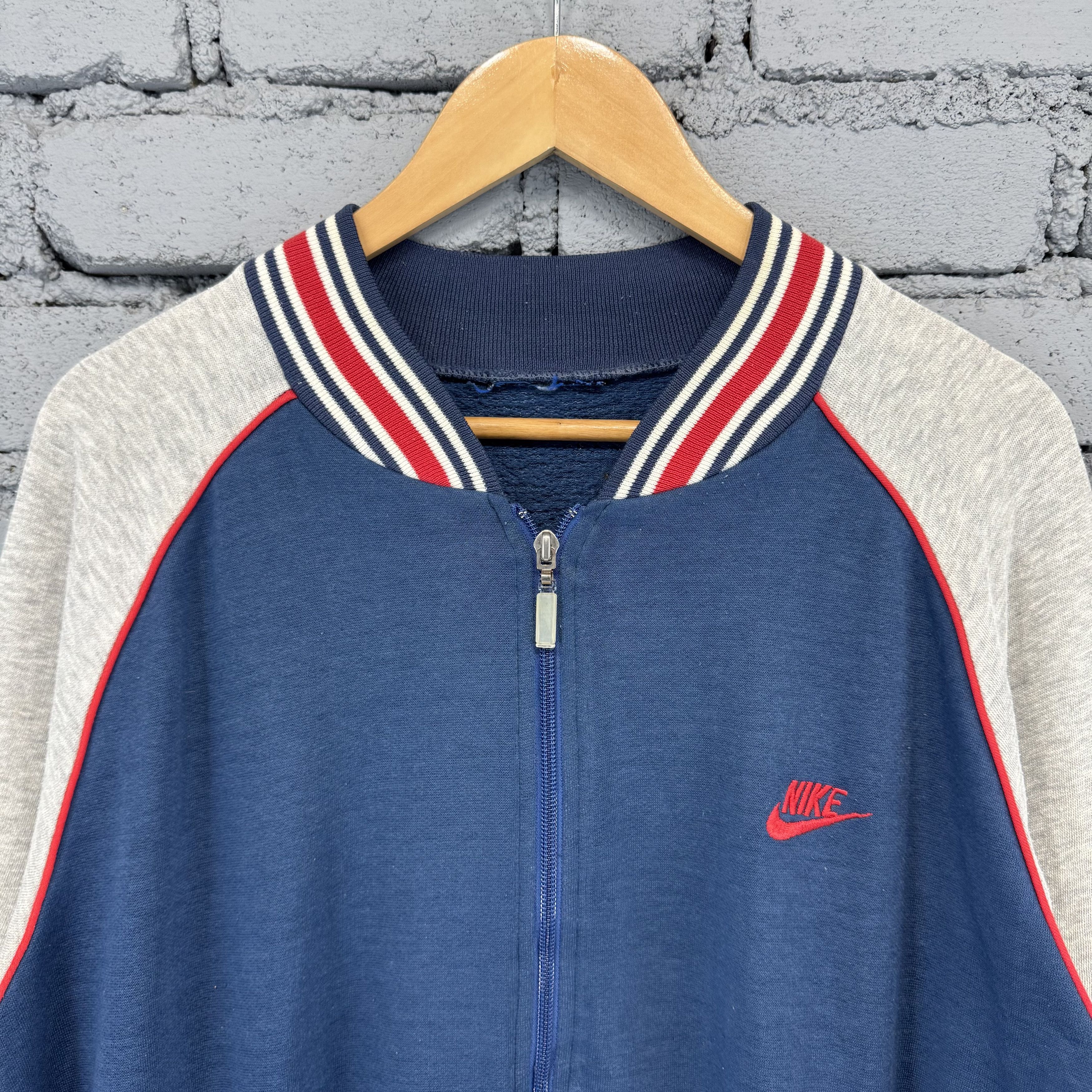 Nike Nike Small Logo Varsity Zipper Sweater Streetwear Size US L / EU 52-54 / 3 - 4 Thumbnail