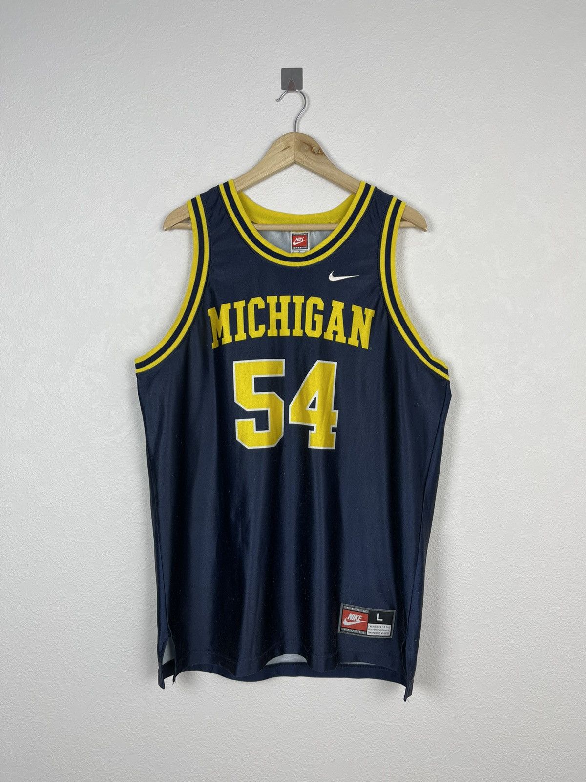 NBA × Nike × Vintage Vintage Y2k Nike NBA Michigan Jersey Size US L / EU 52-54 / 3 - 2 Thumbnail