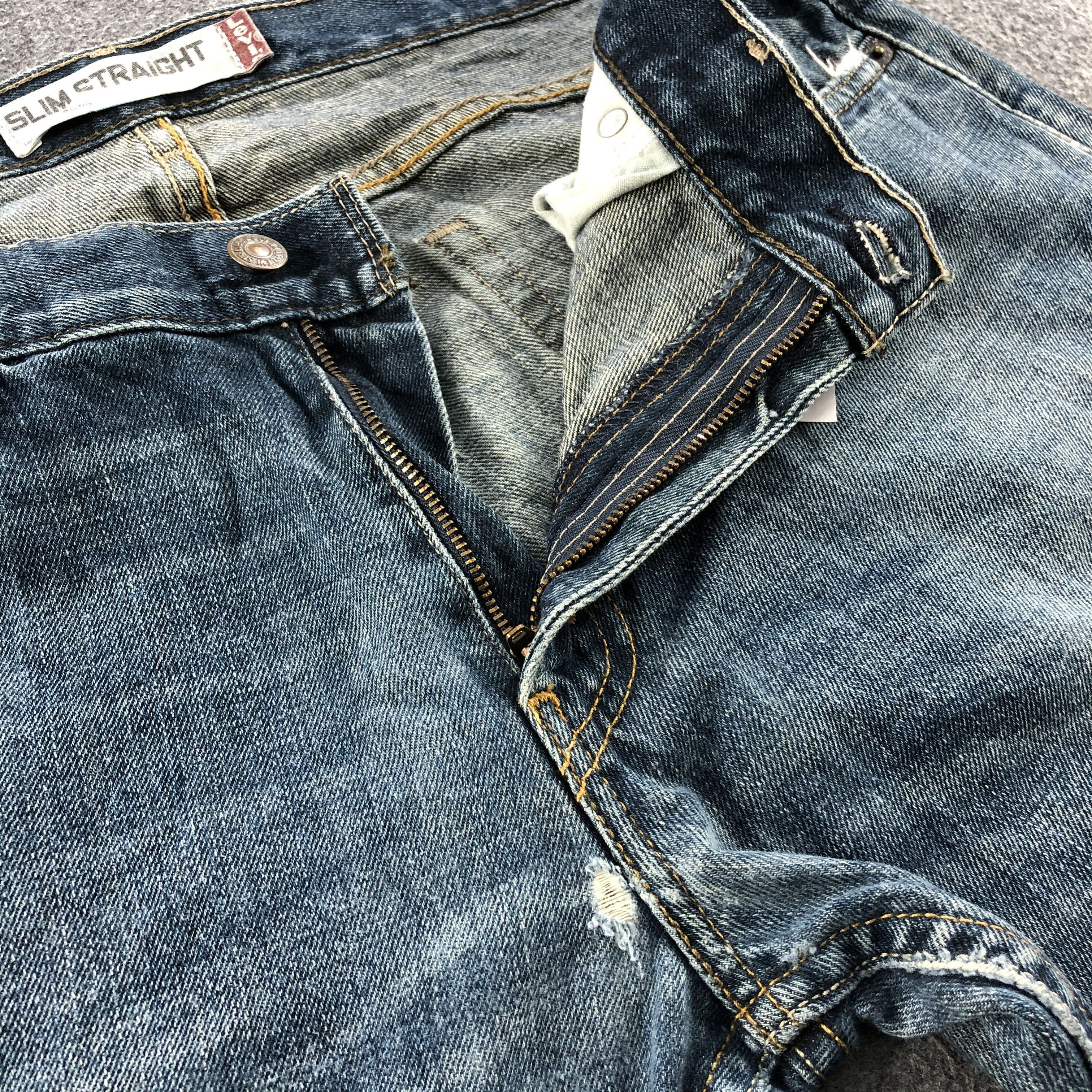 Levi's Vintage Levis 514 Jeans-J1159 Size US 35 - 7 Thumbnail