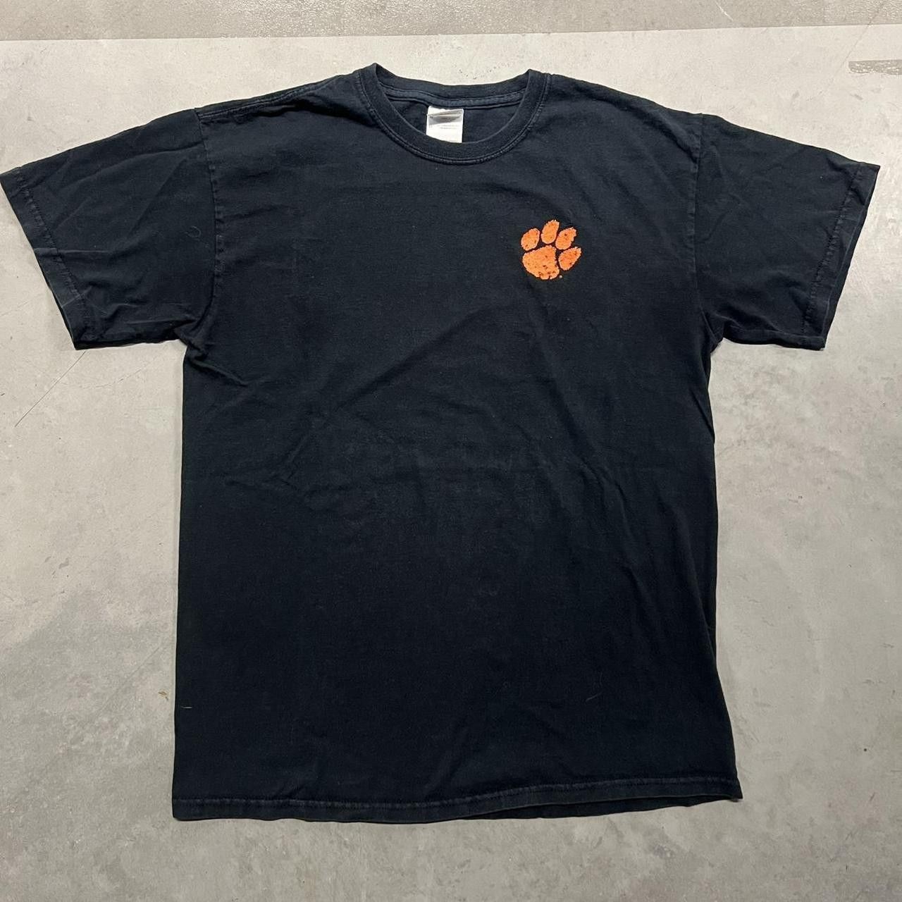 Vintage Vintage Y2K/2000s Clemson University Tigers Essential Graphic Tee! Size US M / EU 48-50 / 2 - 3 Thumbnail