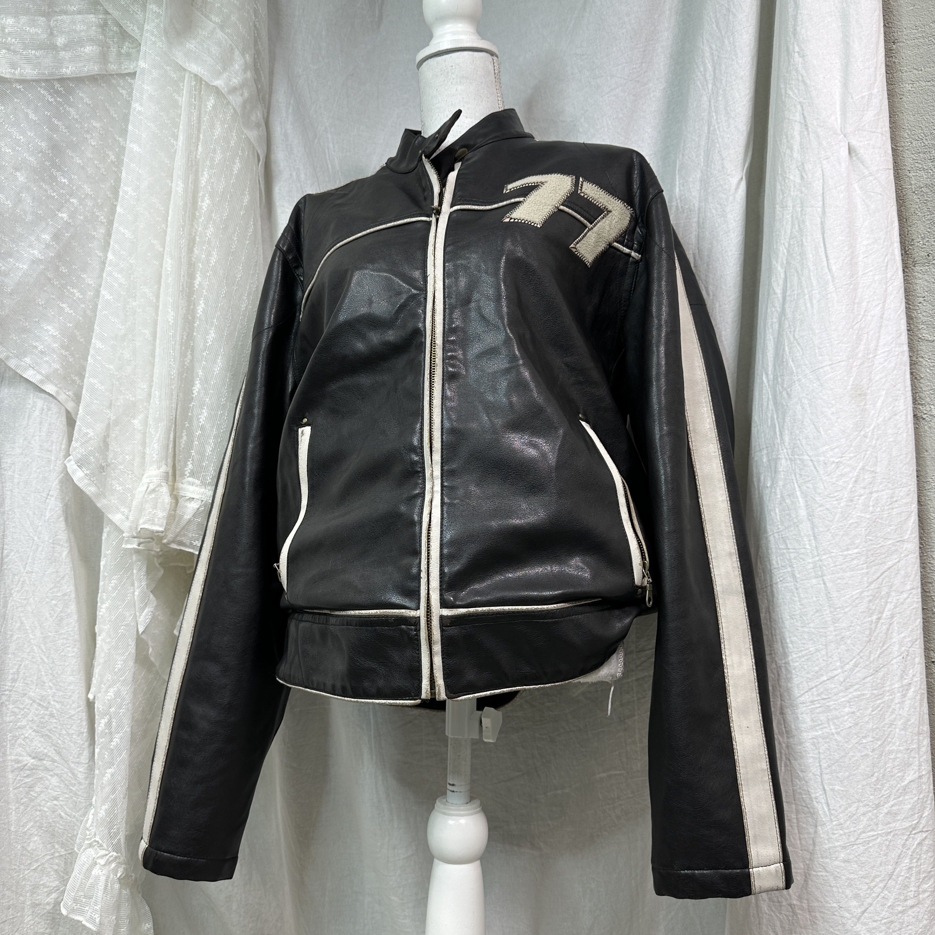Vintage Vintage Moto Biker Racing Oversize Faux Leather Jacket 00s Size US L / EU 52-54 / 3 - 1 Thumbnail
