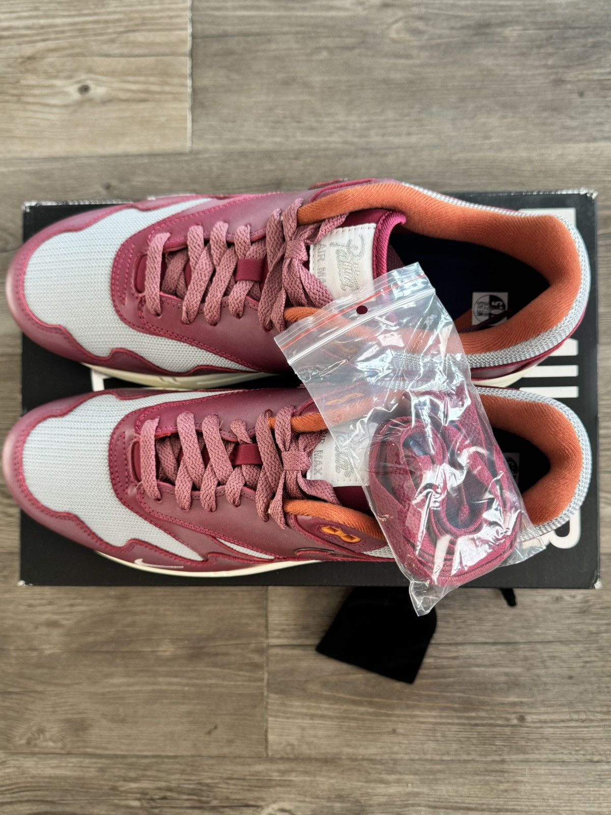 Nike × Patta Nike Air Max 1 Patta Waves Rush Maroon (With Bracelet) Size US 10.5 / EU 43-44 - 4 Thumbnail