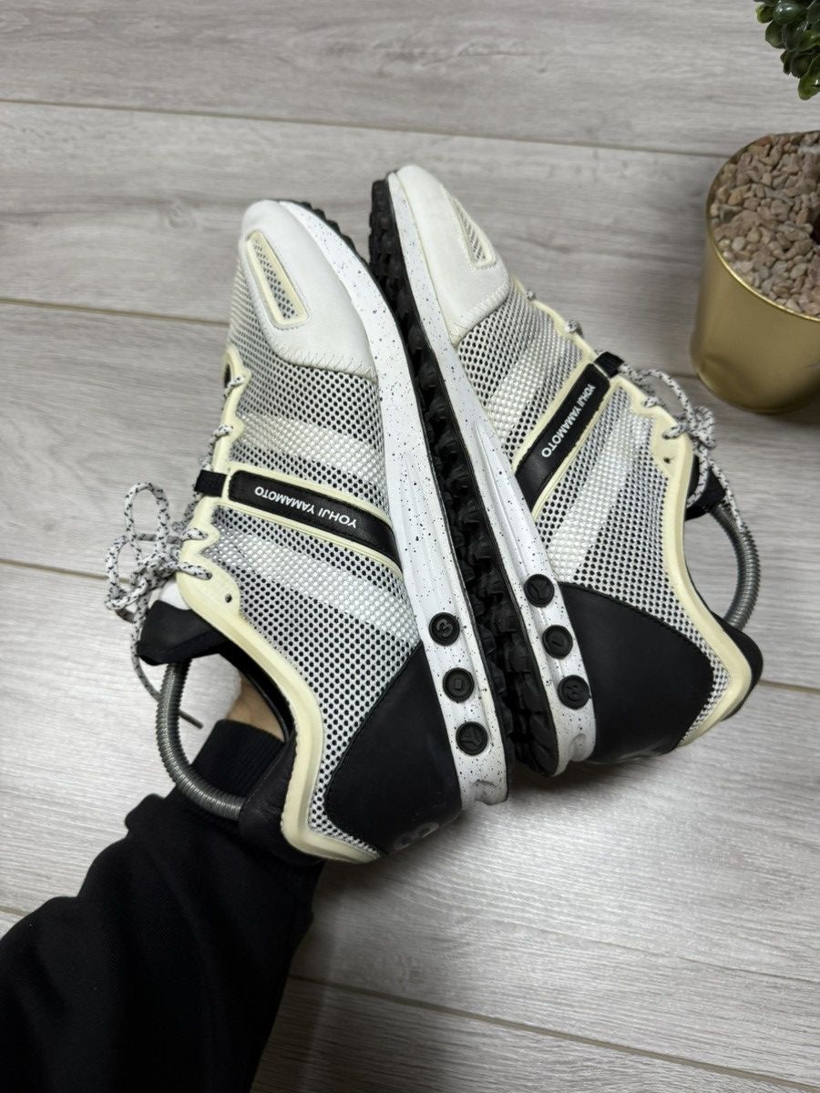 Adidas Y-3 yohji yamamoto adidas la trainer Sneakers japanese floar Size US 10 / EU 43 - 7 Thumbnail