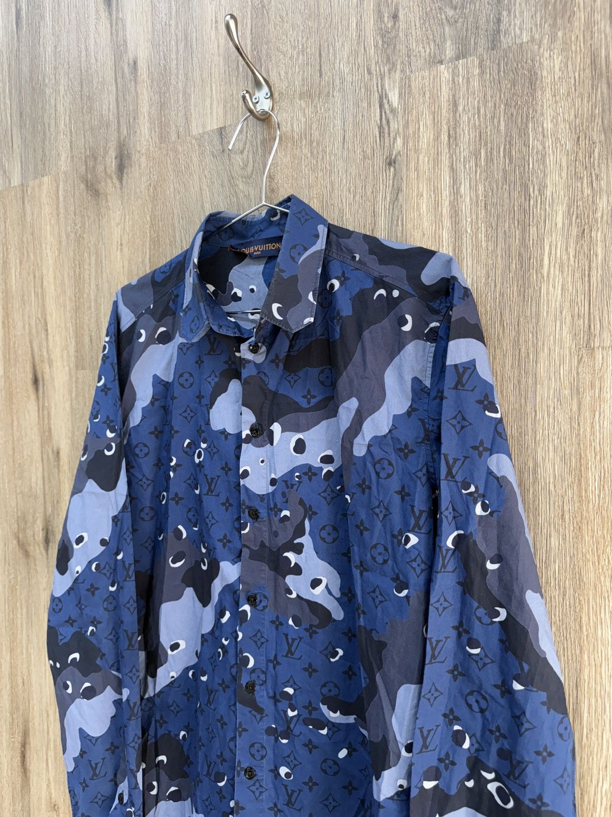 Louis Vuitton Louis Vuitton Blue Monogram Button Up Size US M / EU 48-50 / 2 - 3 Thumbnail