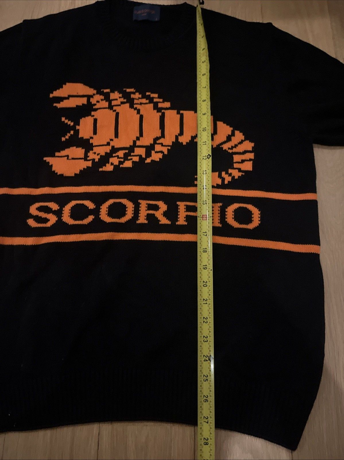 Rowing Blazers Rowing Blazers x Gyles & George Zodiac Scorpio Sweater (L) Size US L / EU 52-54 / 3 - 6 Thumbnail