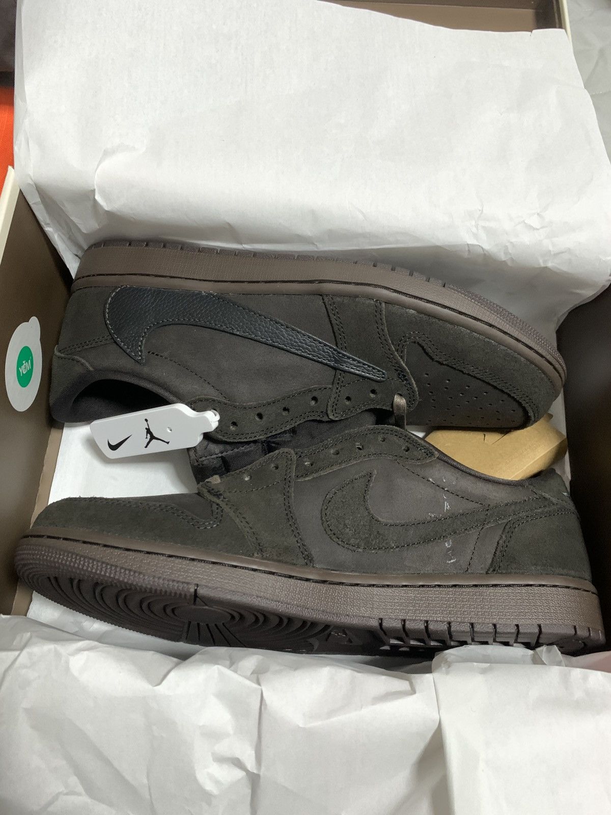 Jordan Brand Jordan 1 Travis Scott Vetvet Brown Retro Low TS Size US 10.5 / EU 43-44 - 14 Thumbnail