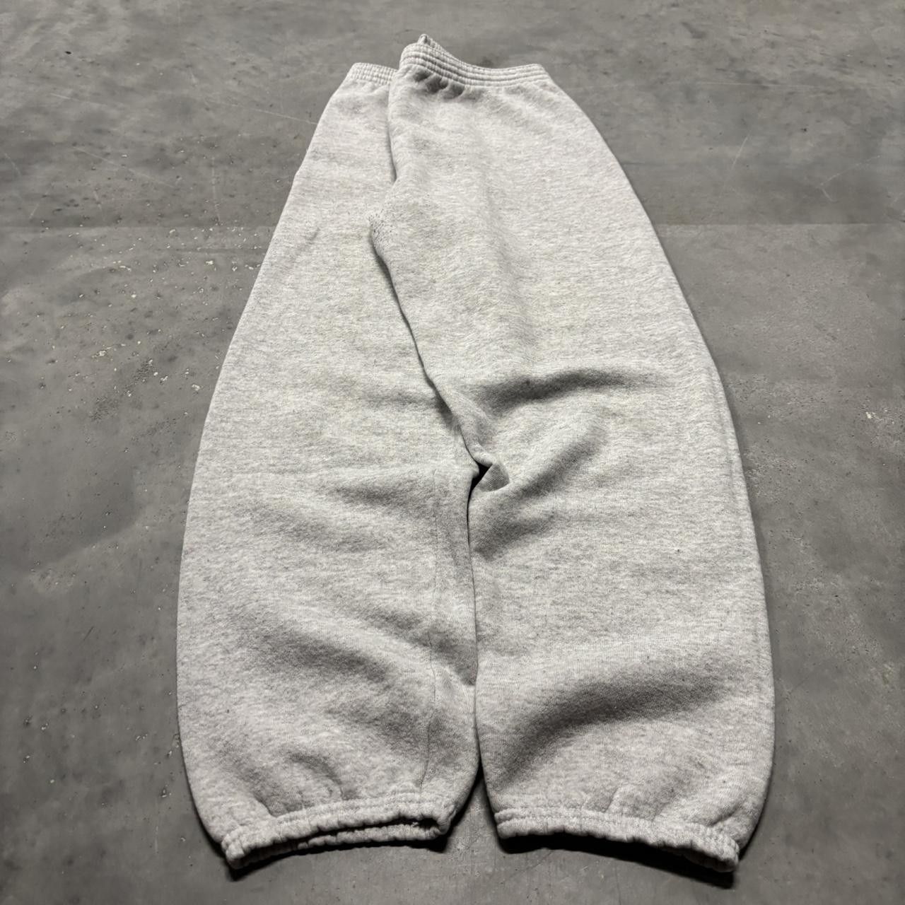 Japanese Brand × Vintage Crazy Vintage 90s Light Grey Essential Sweatpants! Size US 30 / EU 46 - 3 Thumbnail