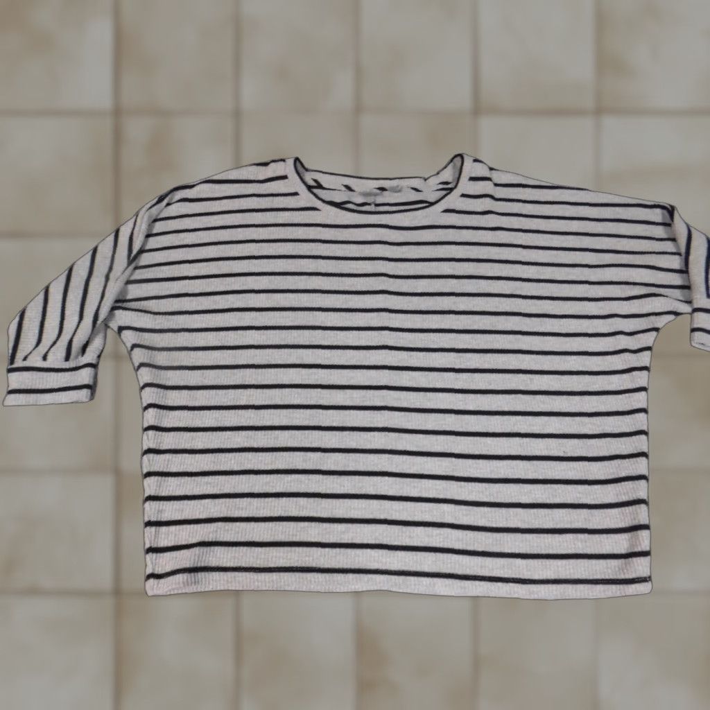 Vintage SOHO Womens Sweater XL Gray Striped Crew Neck 3/4 Sleeve Knit Pullover Stretch Modern Casual Mens Womens Boys Girls Size XL / US 12-14 / IT 48-50 - 1 Thumbnail