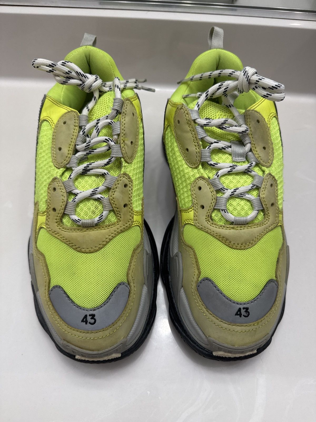 Balenciaga Triple S Neon Yellow Size US 10 / EU 43 - 2 Thumbnail