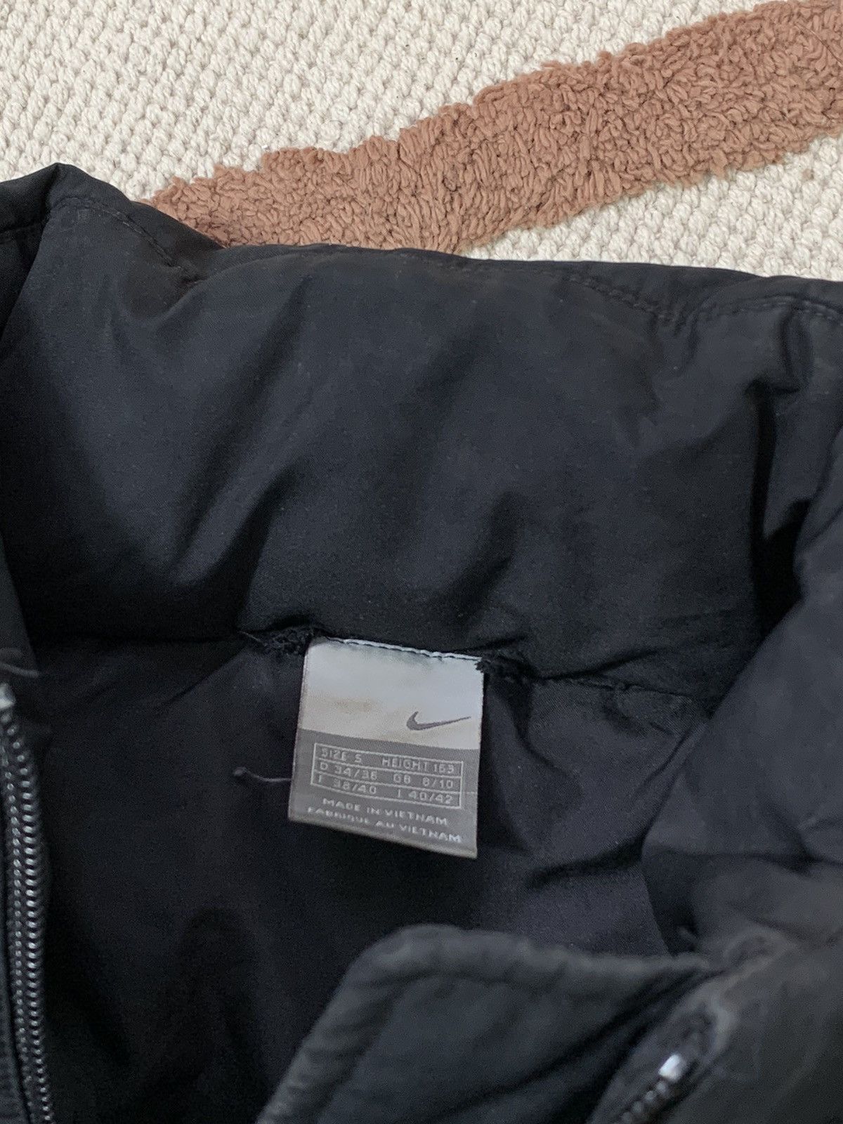 Nike × Vintage VINTAGE NIKE 2000s DOWN PUFFER JACKET Size S / US 4 / IT 40 - 7 Thumbnail
