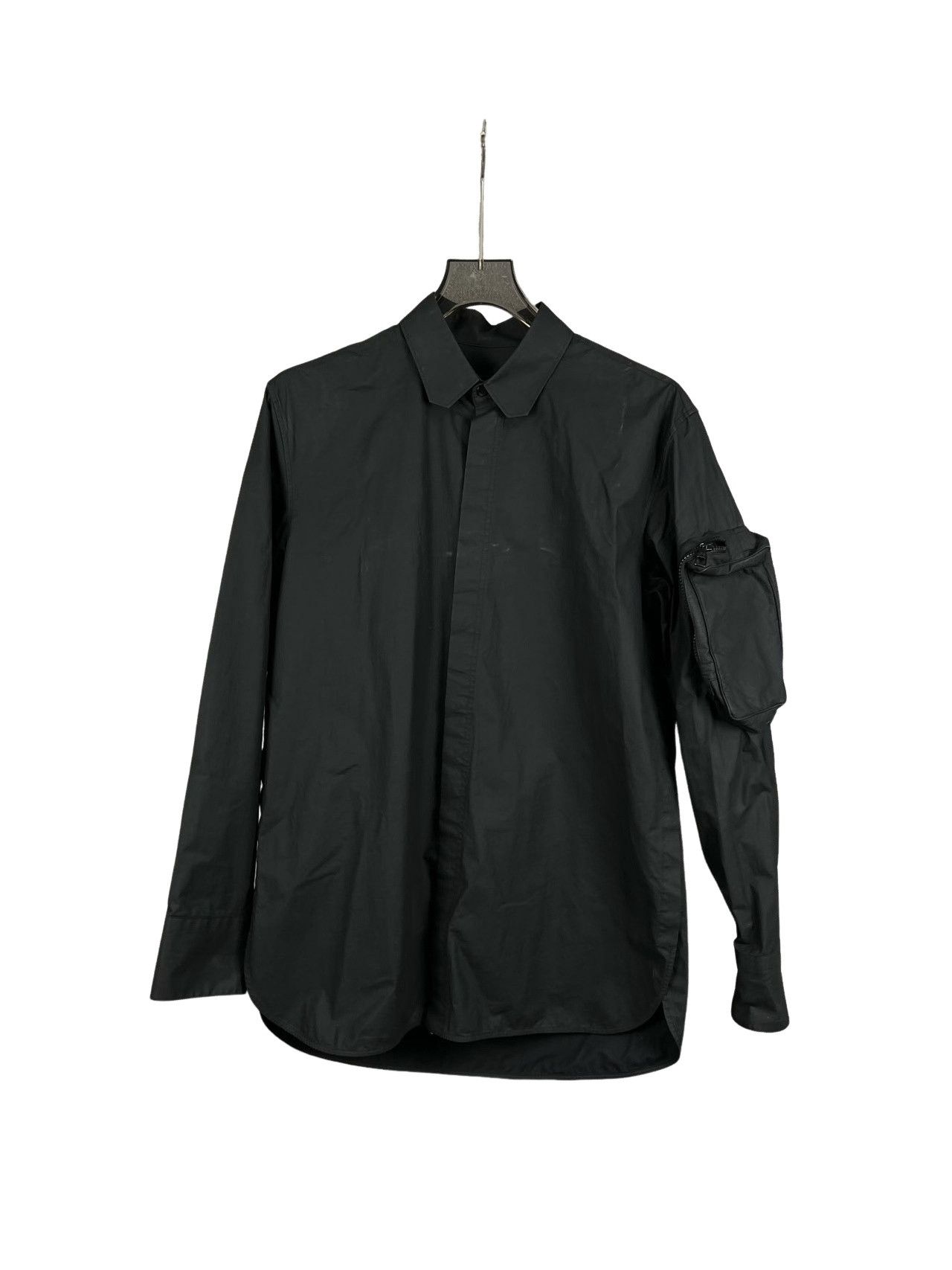 Louis Vuitton Louis Vuitton Multi-Pocket Utility Shirt XS Size US XS / EU 42 / 0 - 1 Thumbnail