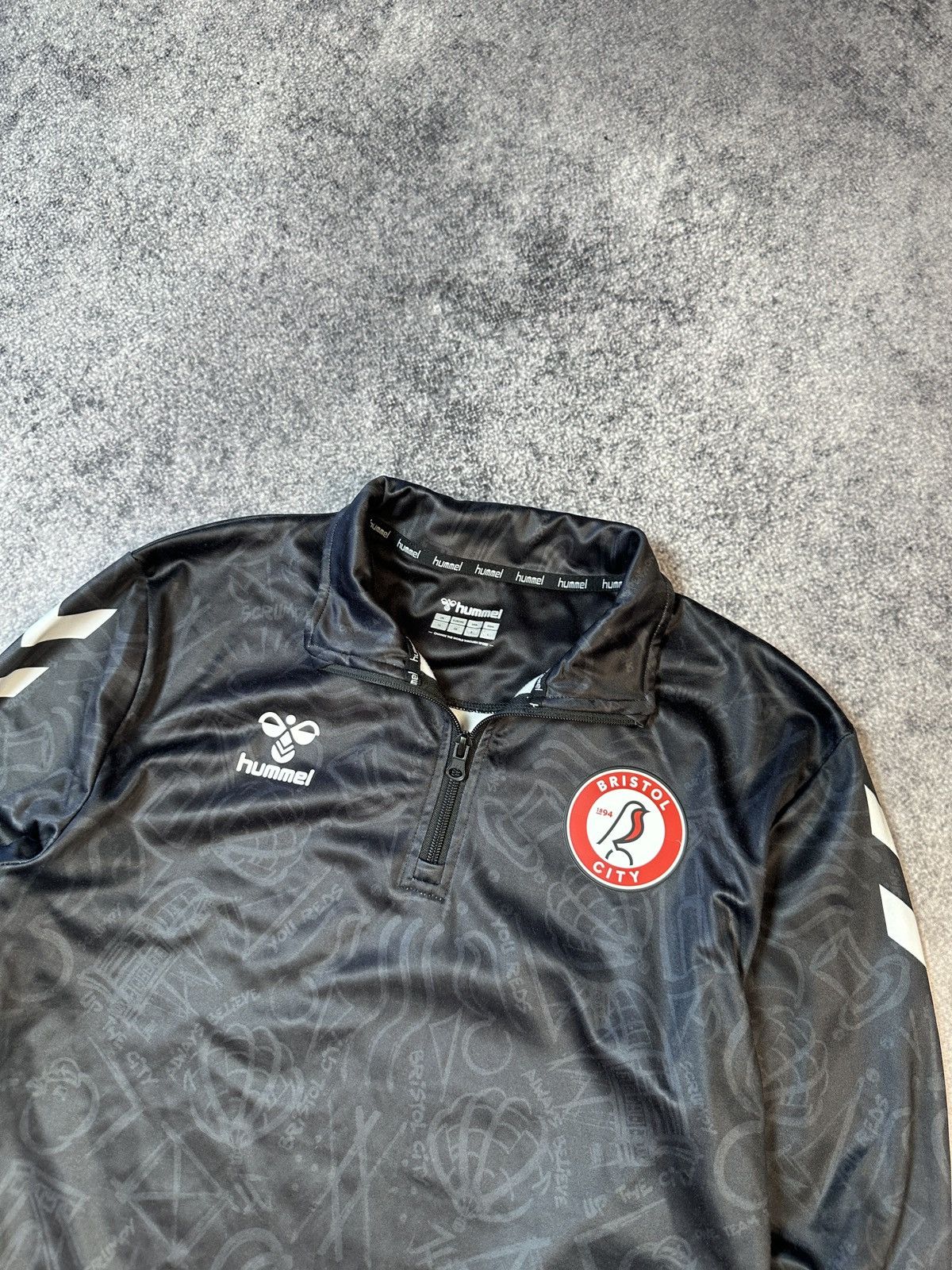 Hummel Hummel Bristol City Soccer Jacket Streetwear Rare Casual M Size US M / EU 48-50 / 2 - 2 Thumbnail