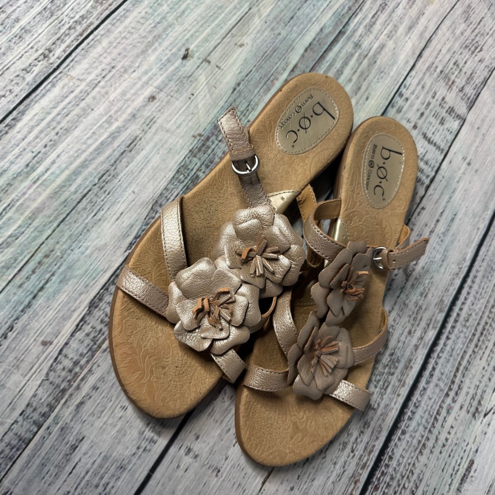 Born B.O.C. Born Concept Metallic Gold Flower Sandals Women's 11 Size US 11 / IT 41 - 1 Thumbnail