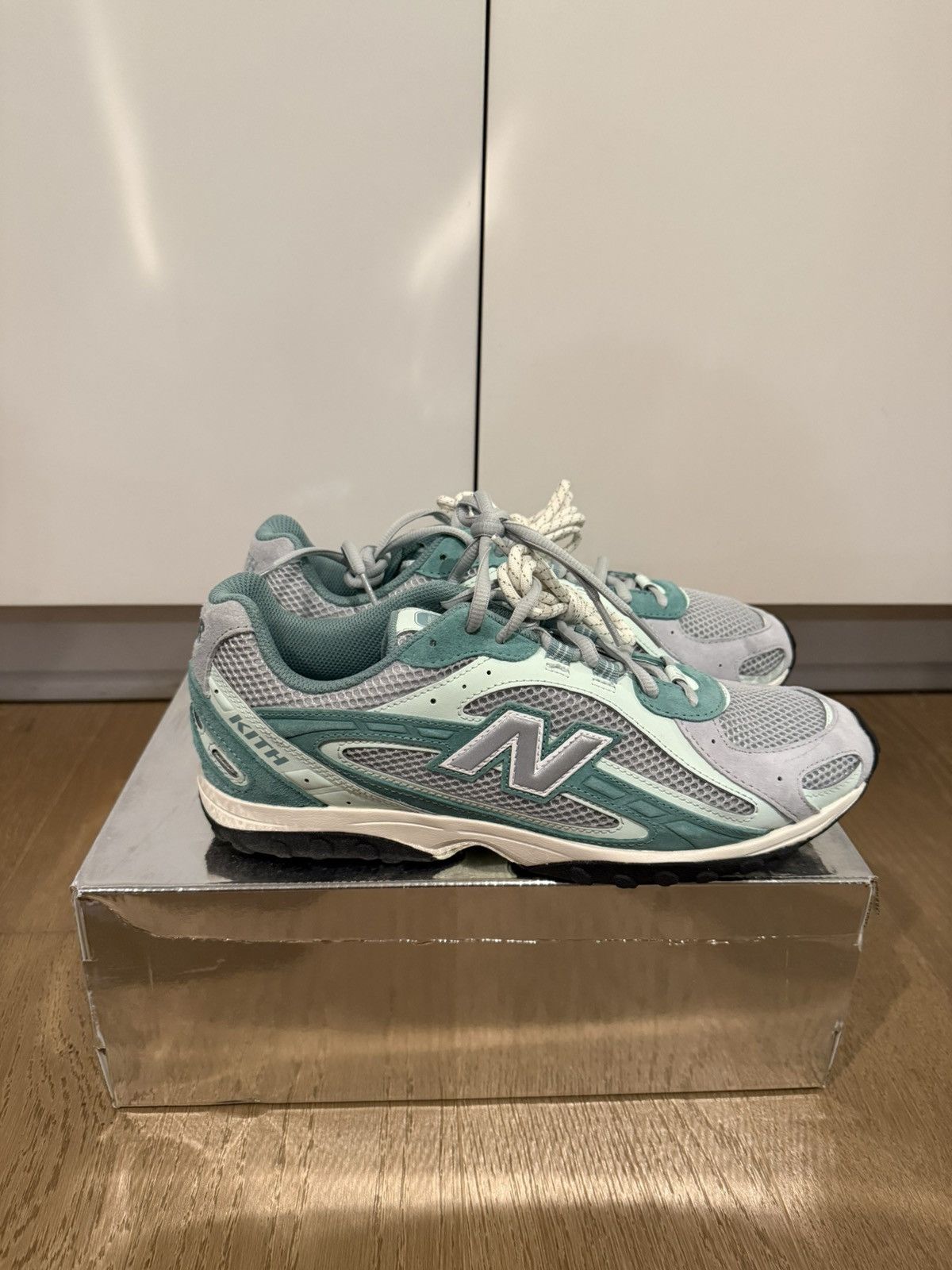 Kith × New Balance New Balance 204L Kith Bluebell Green Silver Size 8.5 Size US 8.5 / EU 41-42 - 6 Thumbnail