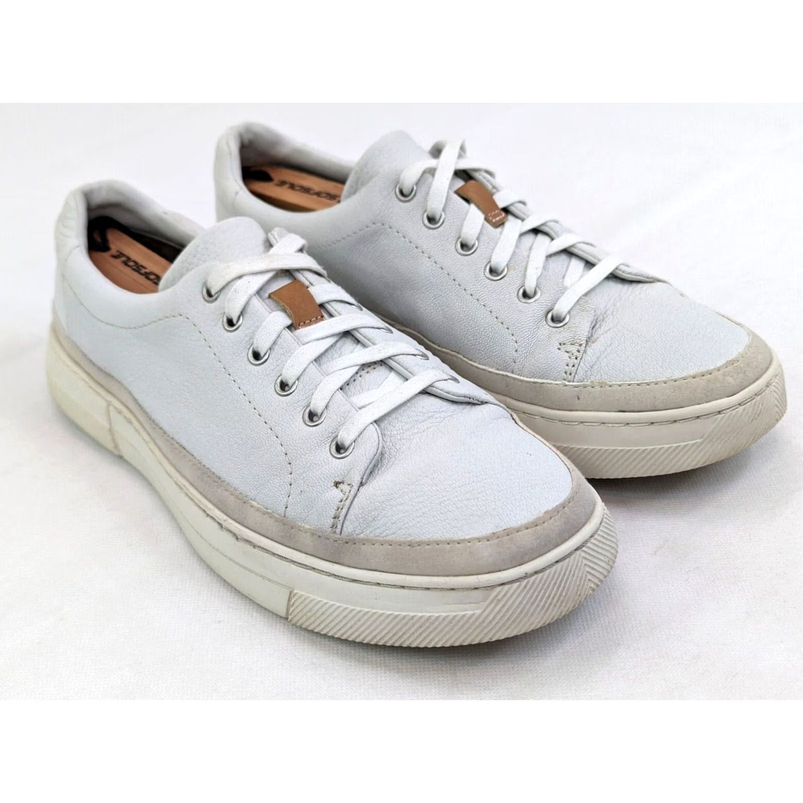 Clarks Clarks TOR England Leather Low Top Shoe Mens 10 White Ball of Lace Casual Boots Leather Upper & Insole Leather Size 10 M White Size US M / EU 48-50 / 2 - 3 Thumbnail
