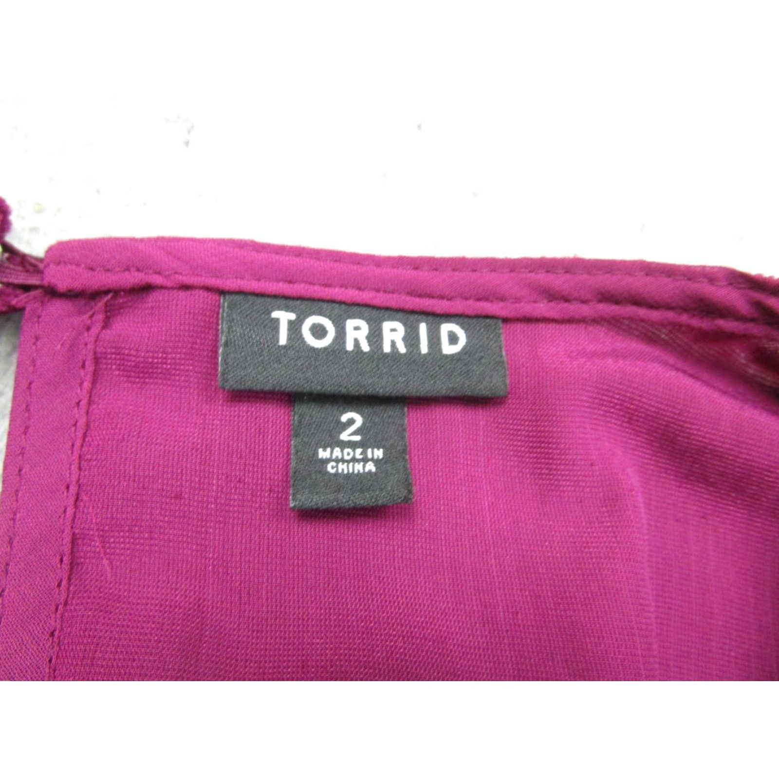 Torrid Torrid Blouse Womens 2 Purple Velvet Puff Sleeve Velour Witchy Fairy Whimsigoth Size XS / US 0-2 / IT 36-38 - 5 Thumbnail