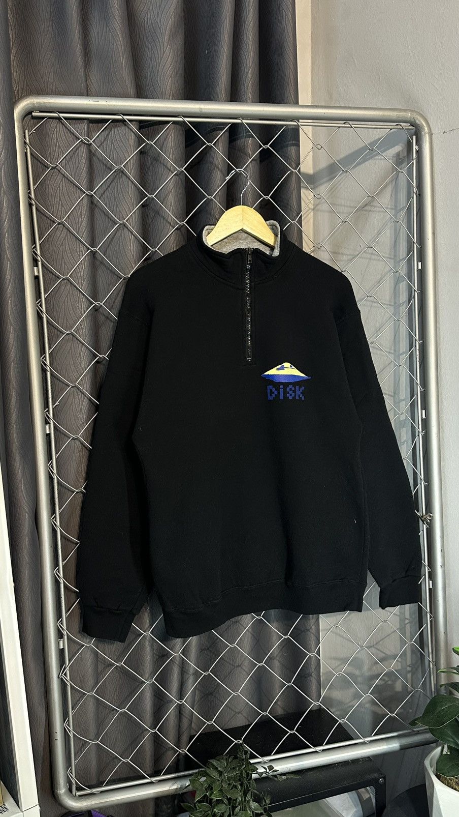 Fruit Of The Loom Vintage DISK UFO Pixel Art Halfzipper Heavyweight Size US L / EU 52-54 / 3 - 1 Thumbnail