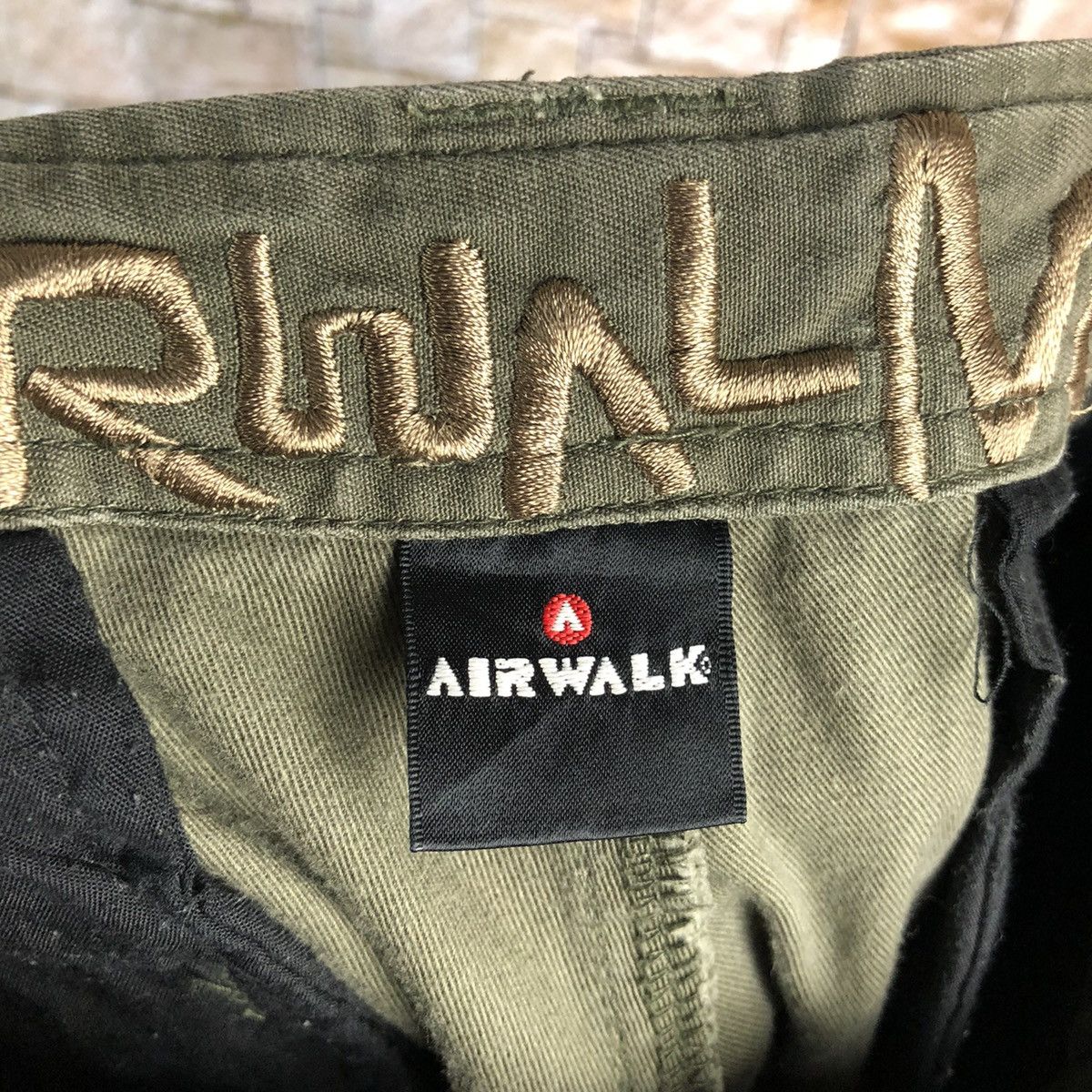 Airwalk Airwalk Green Cargo Multipocket Pants #A158 Size US 29 - 24 Thumbnail