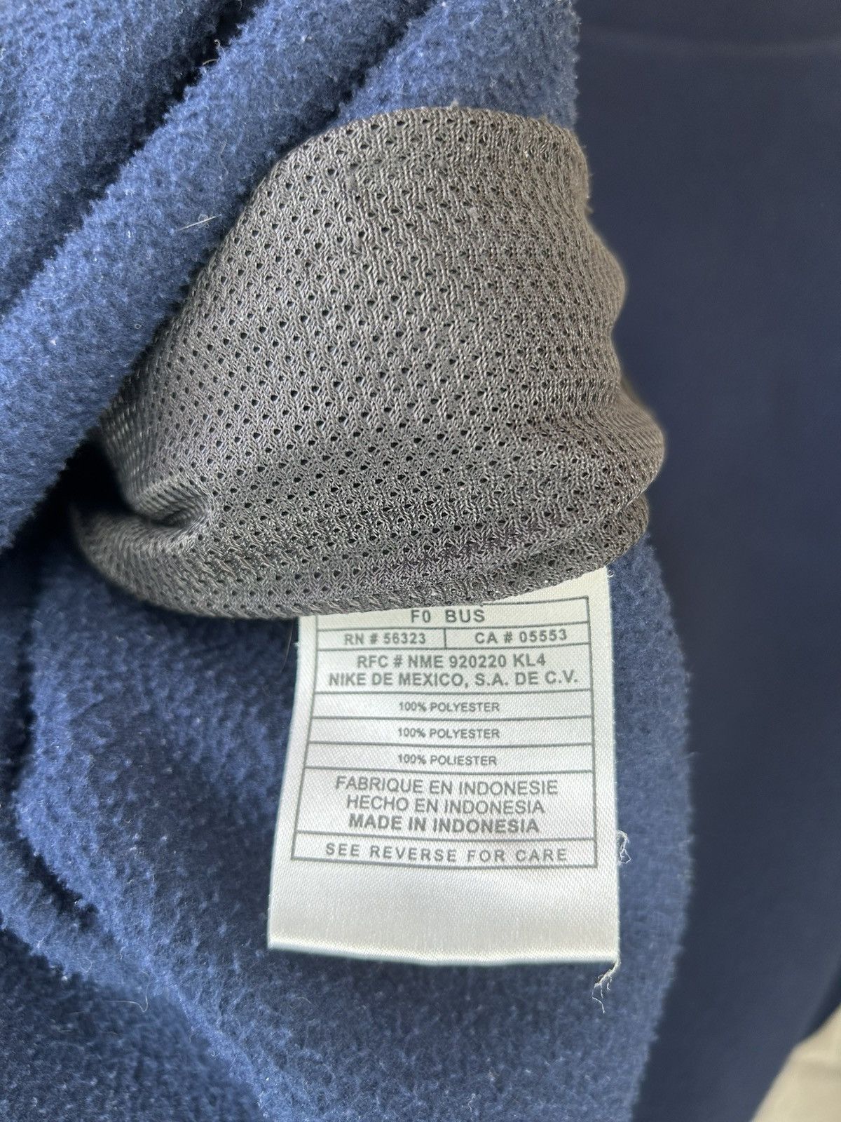 Nike Vintage 90s Nike 1/4 Zip Fleece Pullover Sweater Size US M / EU 48-50 / 2 - 8 Thumbnail