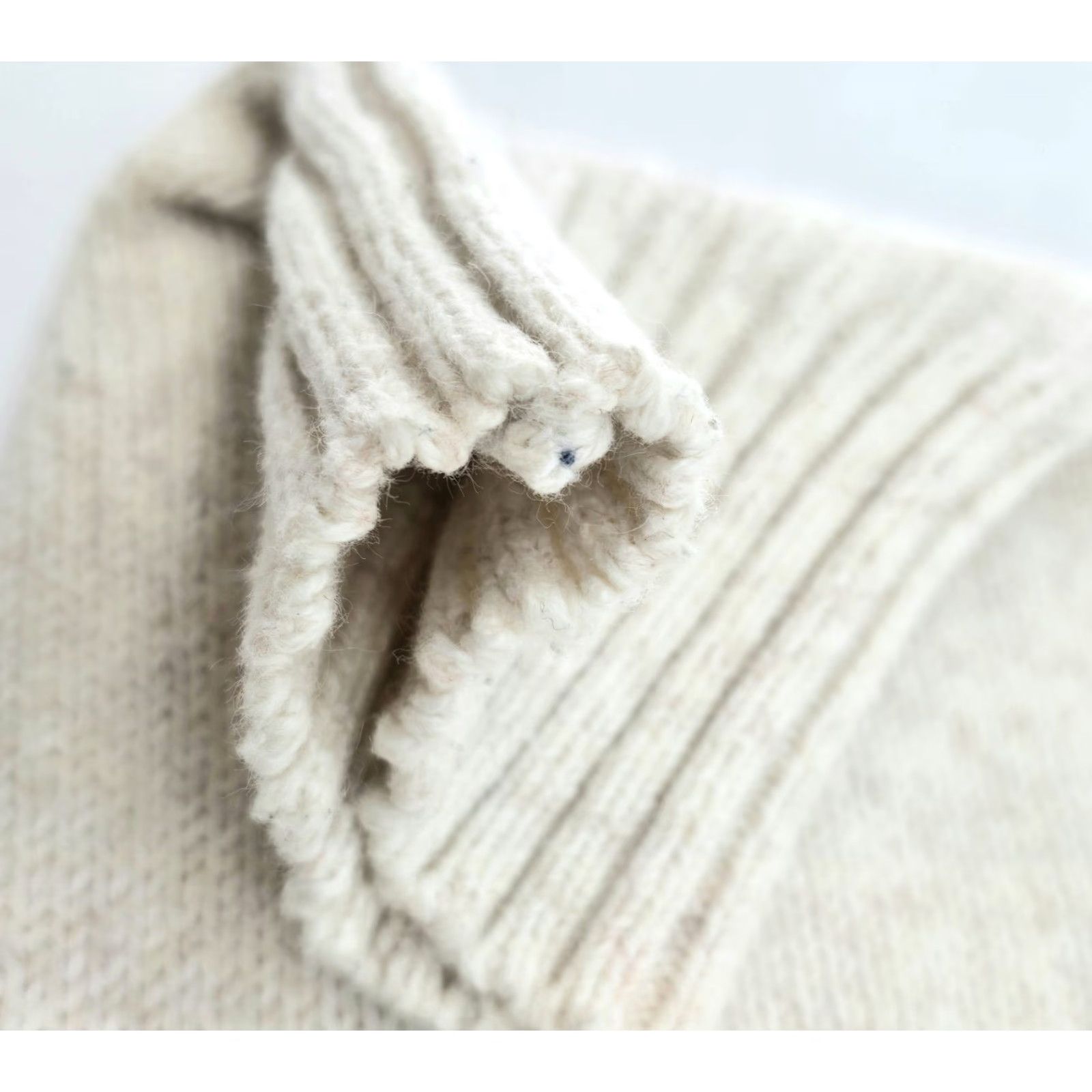 American Eagle Outfitters American Eagle Outfitters Sweater - Men’s Beige Aztec Knit Hooded - Size S Size US S / EU 44-46 / 1 - 5 Thumbnail