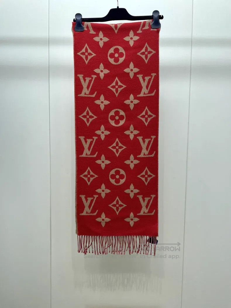 Louis Vuitton Louis Vuitton Rabbit Year Full Logo Scarf Size ONE SIZE - 3 Thumbnail