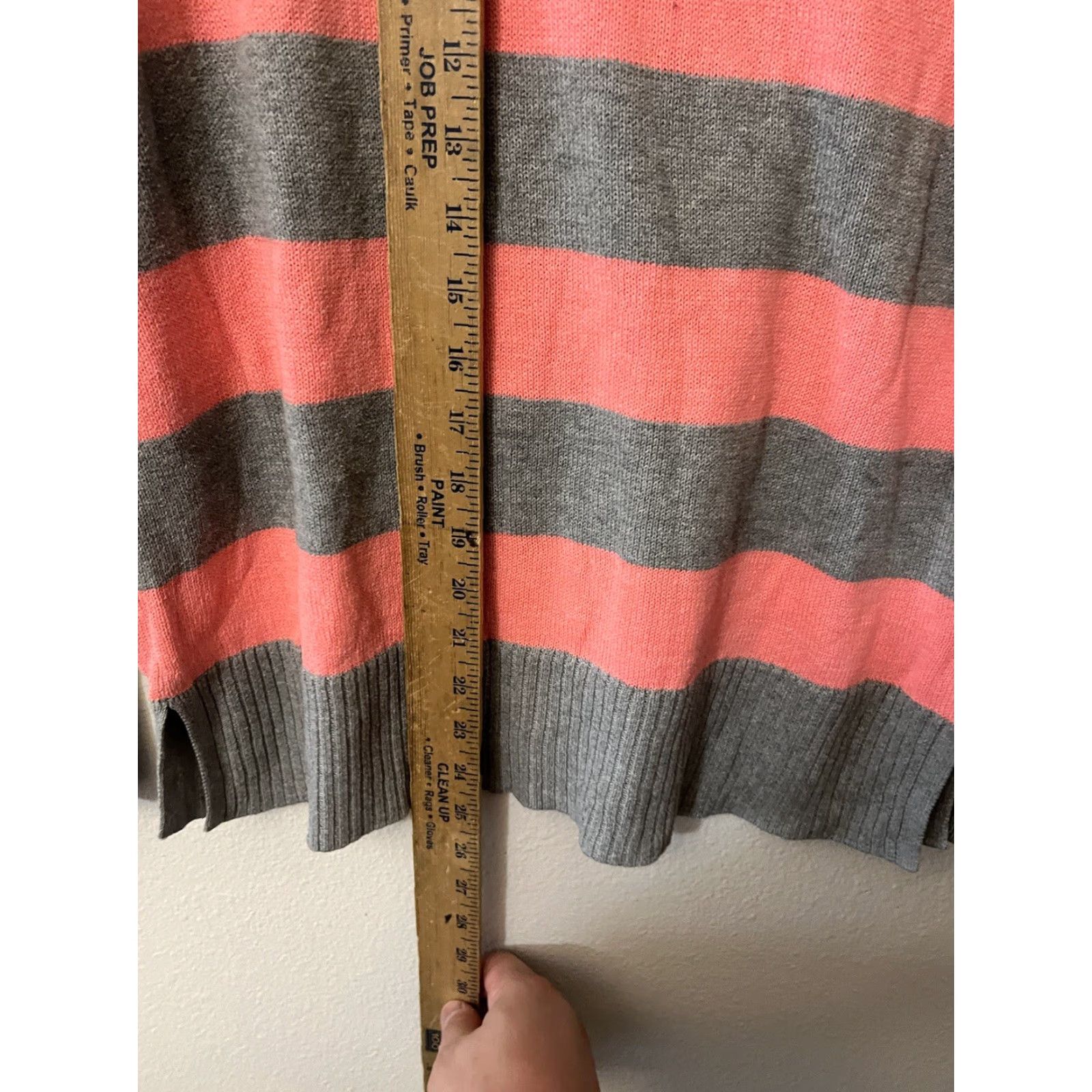 Gap VINTAGE Gap T-Shirt Women Solid Round Neck Long Sleeve Size M Pink Gray Striped 90s Womens Size M / US 6-8 / IT 42-44 - 4 Thumbnail