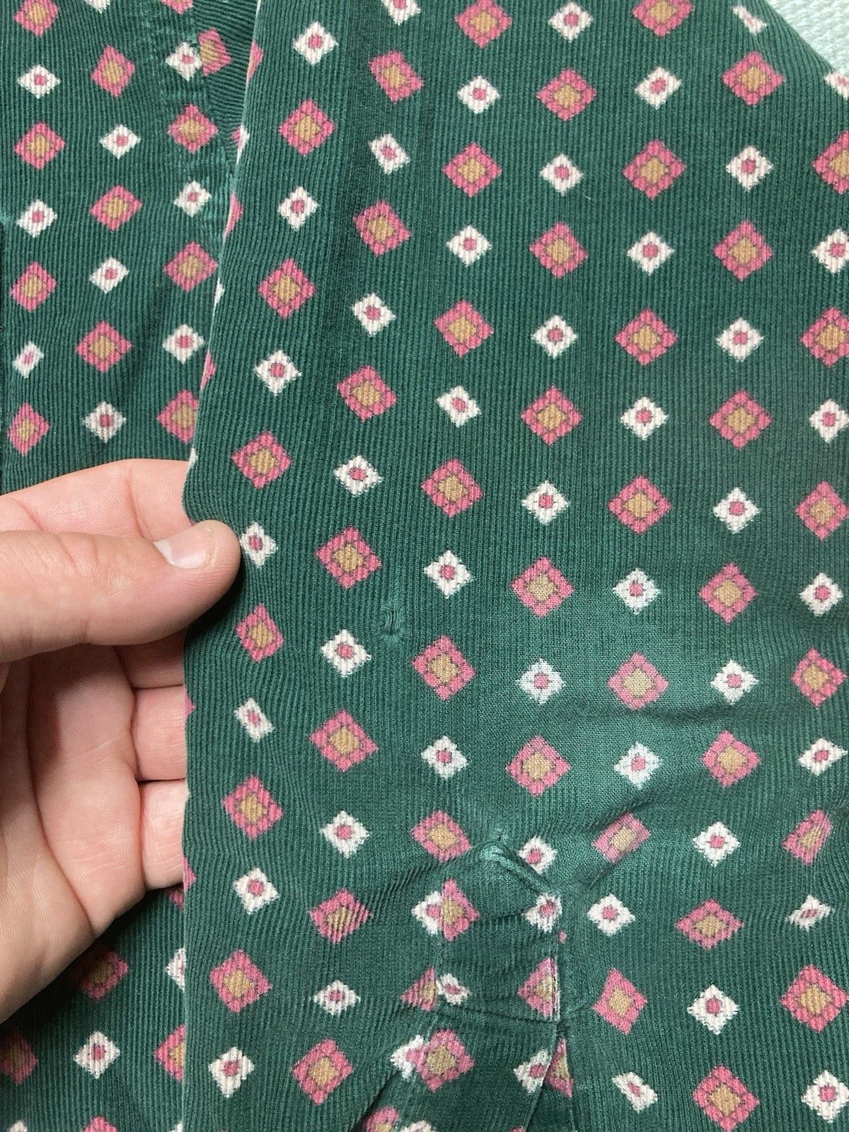 Van Heusen × Vintage Vtg button shirt printed corduroy diamonds distressed medium Size US M / EU 48-50 / 2 - 4 Thumbnail