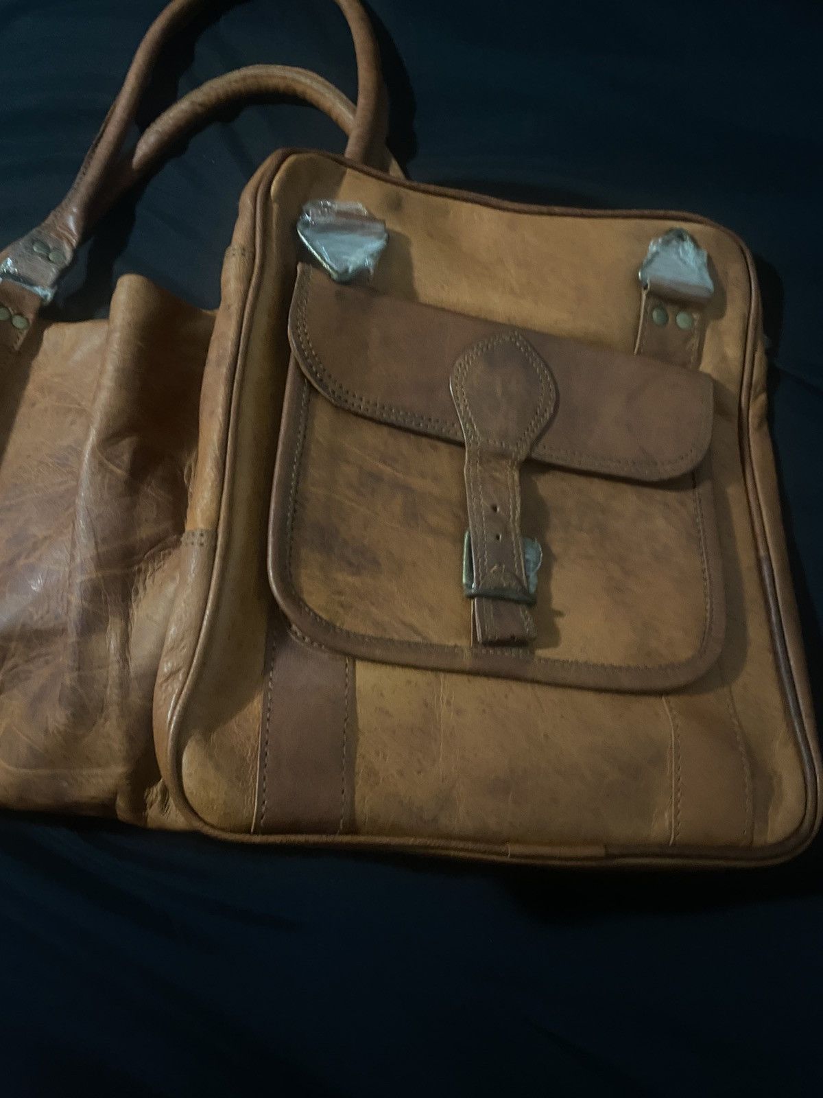Other Vintage-Style Leather Travel Duffel/Weekender Bag Size ONE SIZE - 6 Thumbnail
