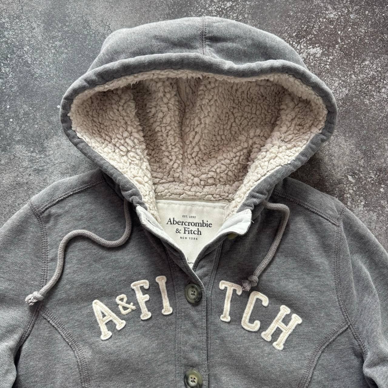 Abercrombie & Fitch Abercrombie & Fitch Iconic Vintage Faux Fur Hoodie Size US M / EU 48-50 / 2 - 2 Thumbnail