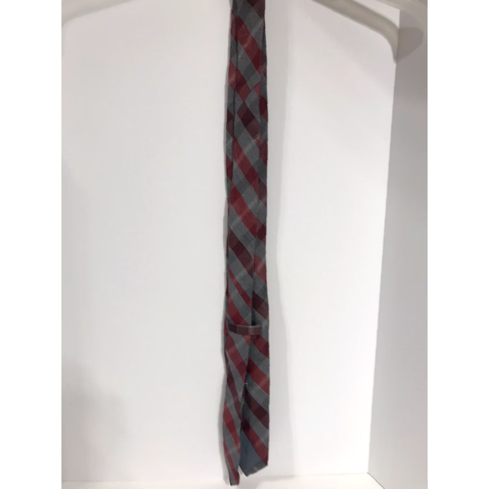 Vintage Silk Tie Red/Gray Plaid 30in Classic Pointed Men’s One Size Neck Tie Size ONE SIZE - 2 Thumbnail