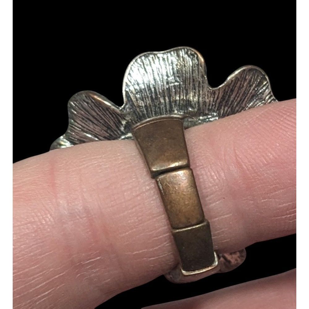 Other Metallic Floral Rhinestone Silver Tone Stretch Ring Size 5 Size ONE SIZE - 6 Thumbnail