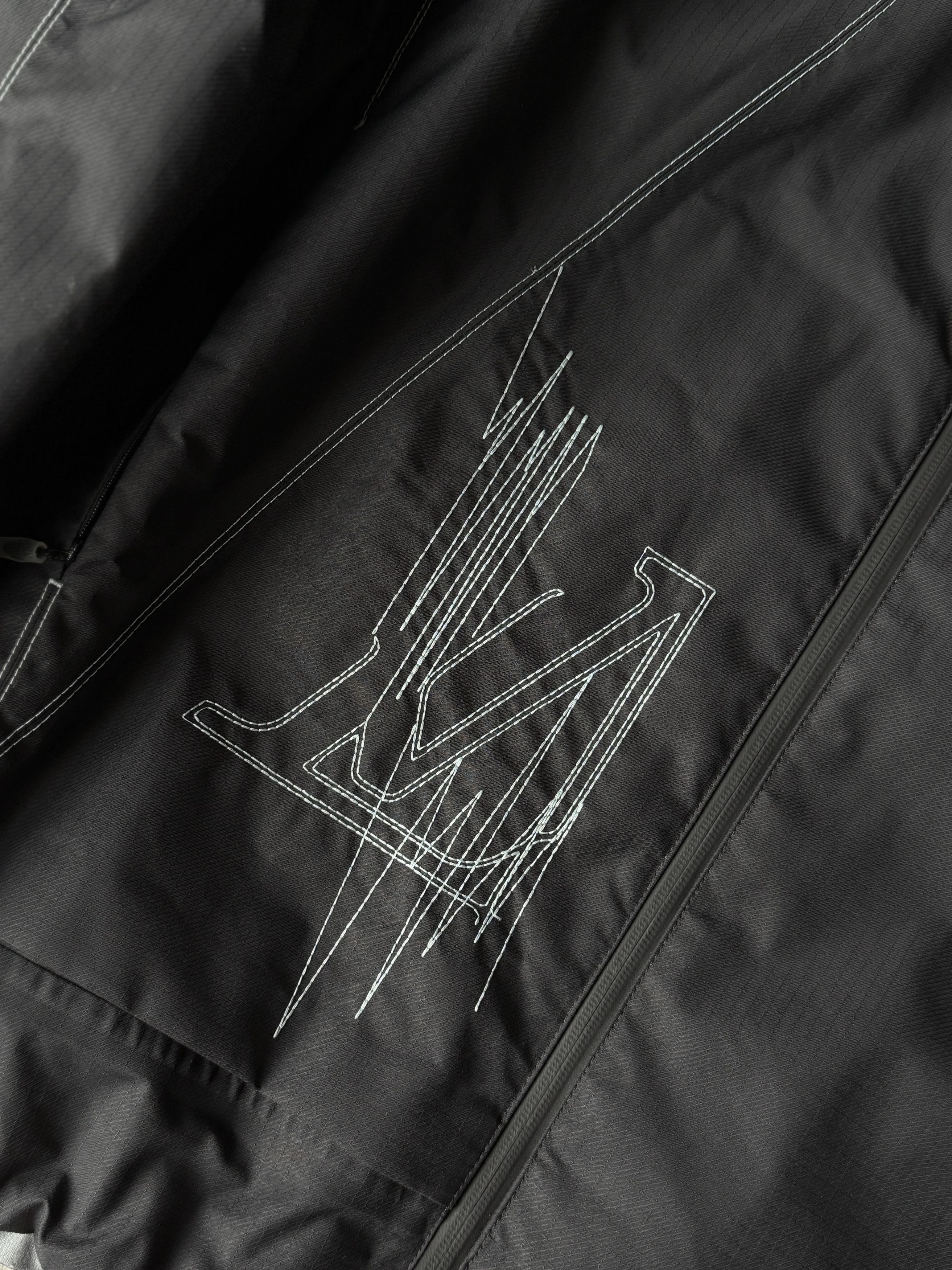 Louis Vuitton Louis Vuitton Technical Jacket - size 60 Size US XXL / EU 58 / 5 - 3 Thumbnail