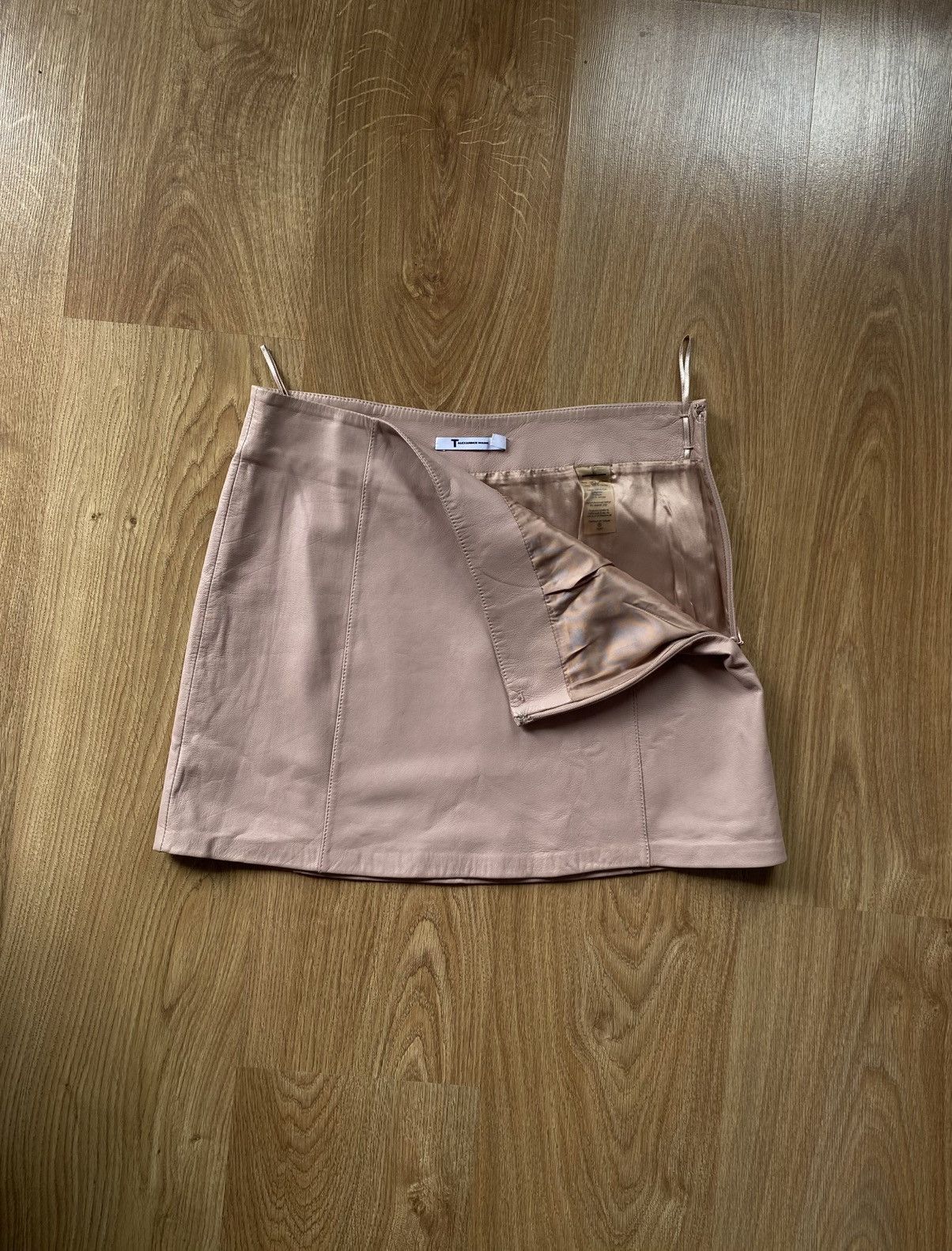 Alexander Wang Alexander Wang Nude Lambskin Mini Skirt – Size S Size 27" / US 4 / IT 40 - 2 Thumbnail