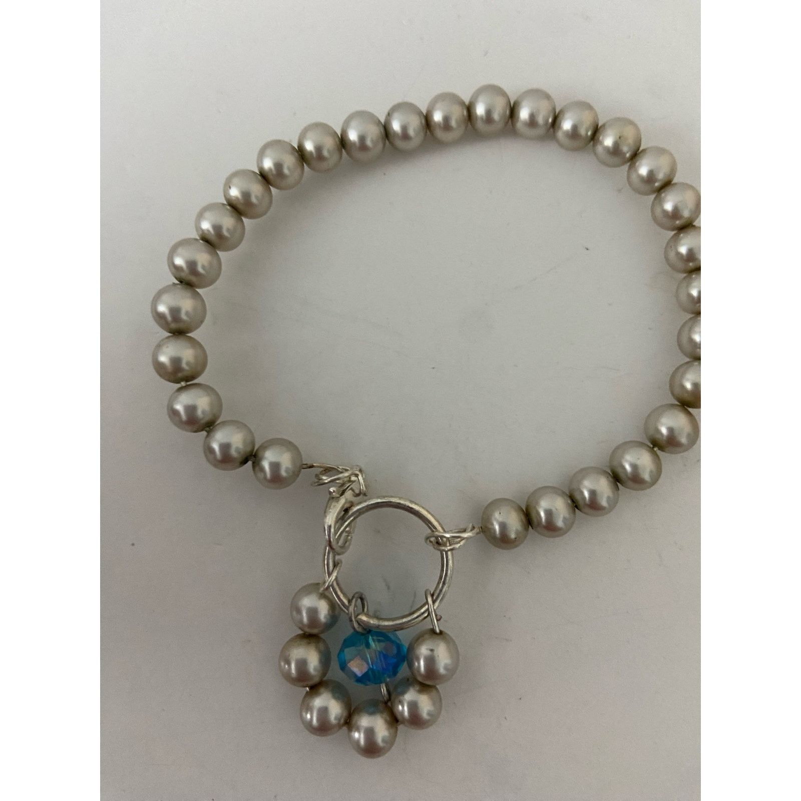 Handmade Upcycled gray faux pearl bracelet Size ONE SIZE - 3 Thumbnail