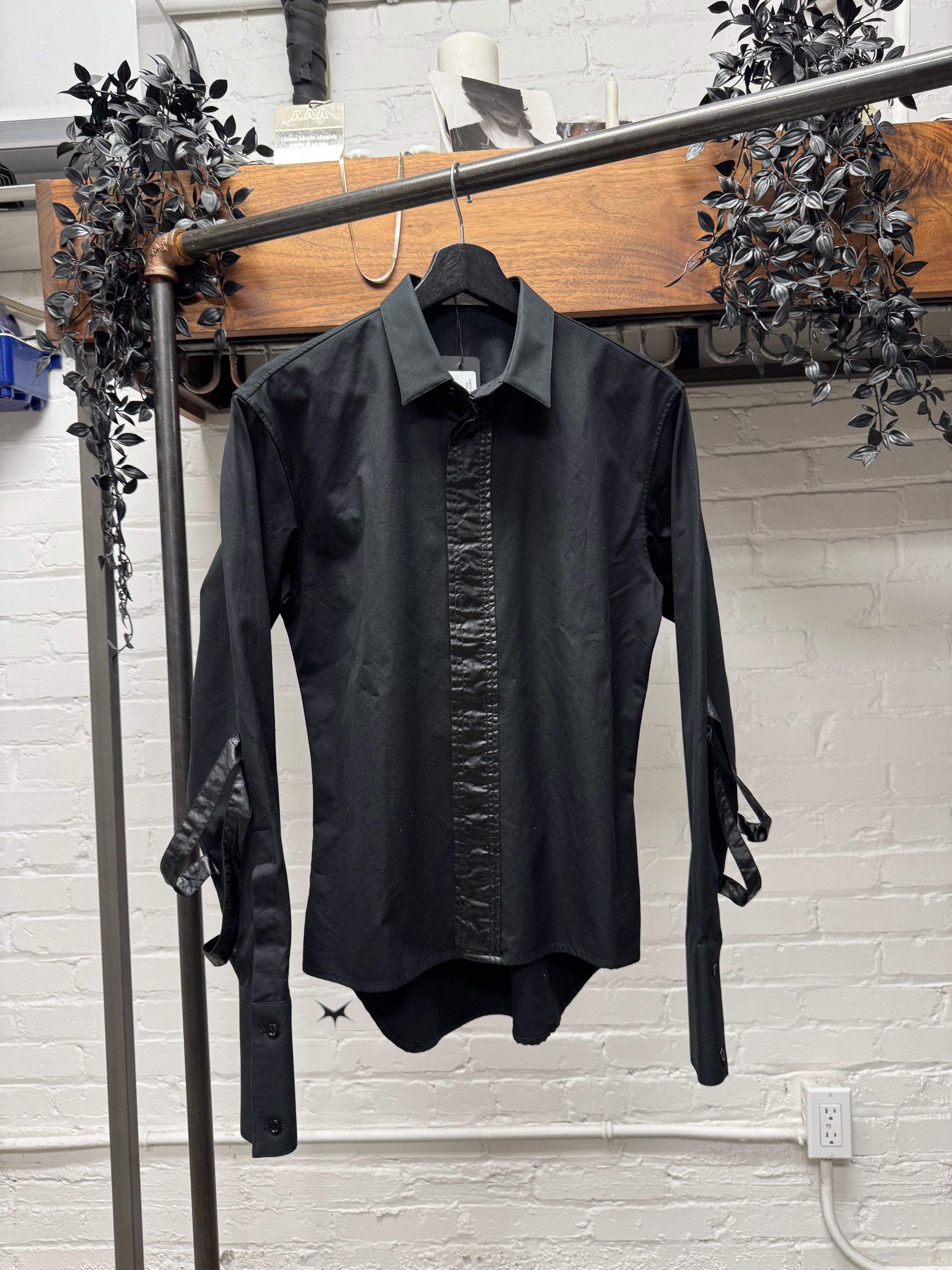 Dior × Hedi Slimane Dior Homme SS04 'Strip' Bee Long Sleeve T