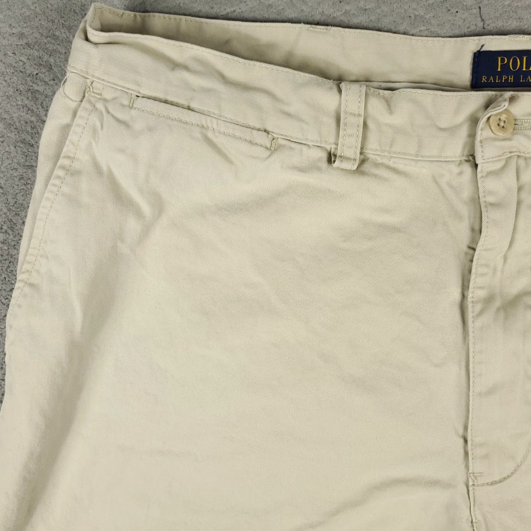 Ralph Lauren VINTAGE Ralph Lauren Men's Shorts Size 40 Beige Chino Flat Front Cotton Casual Size US 40 / EU 56 - 2 Thumbnail