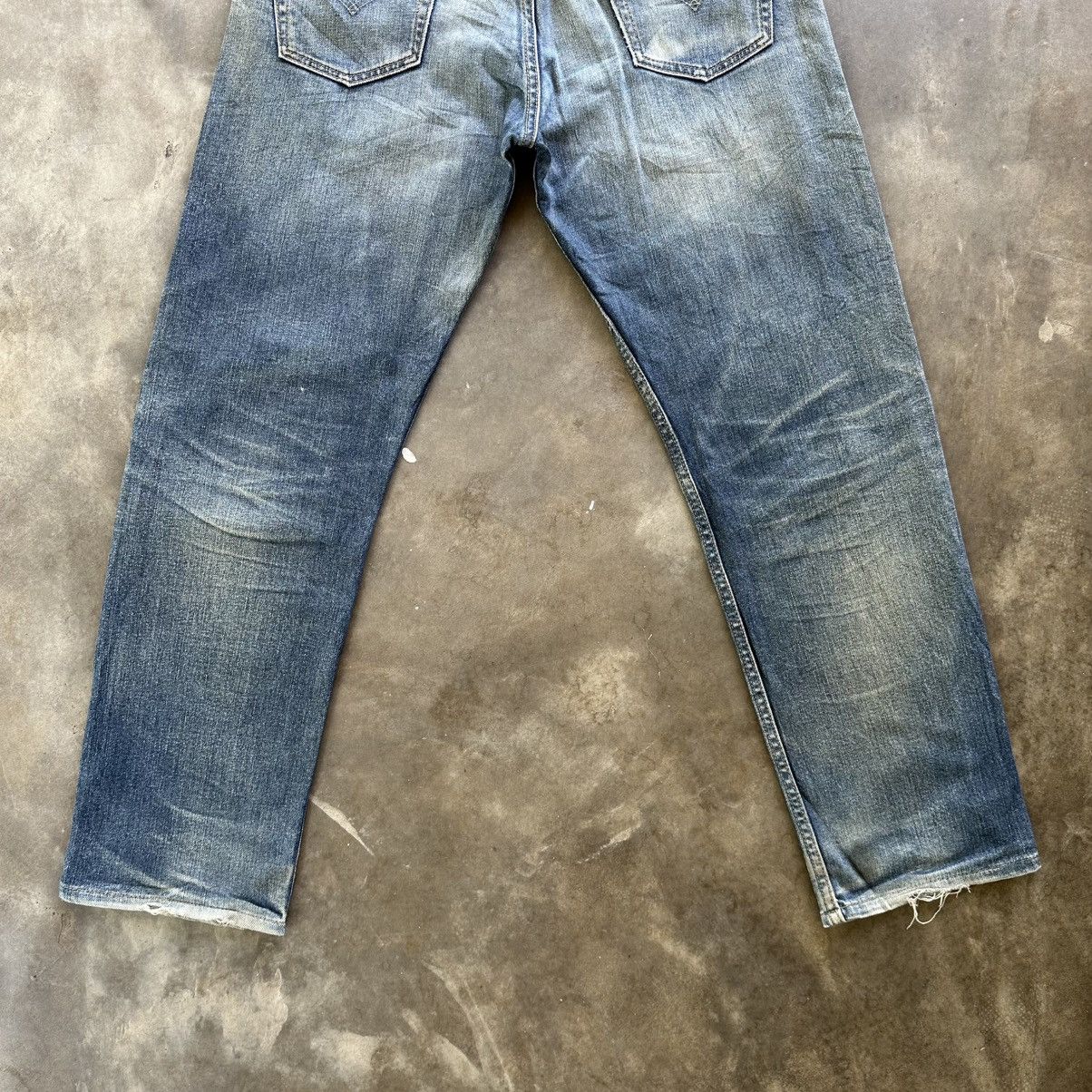 Japanese Brand Vintage Levi’s 513 Distressed Rusty Denim Jean Pant W31 Size US 31 - 10 Thumbnail