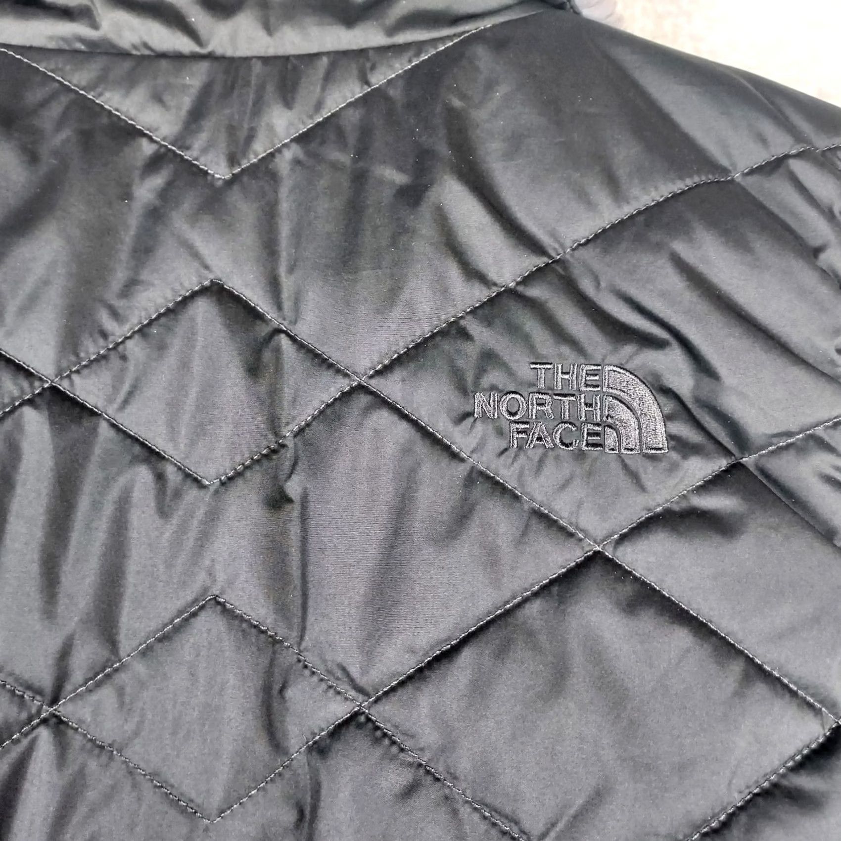The North Face The North Face Reversible Fleece Vest Womens Small Black Full Zip Size S / US 4 / IT 40 - 7 Thumbnail