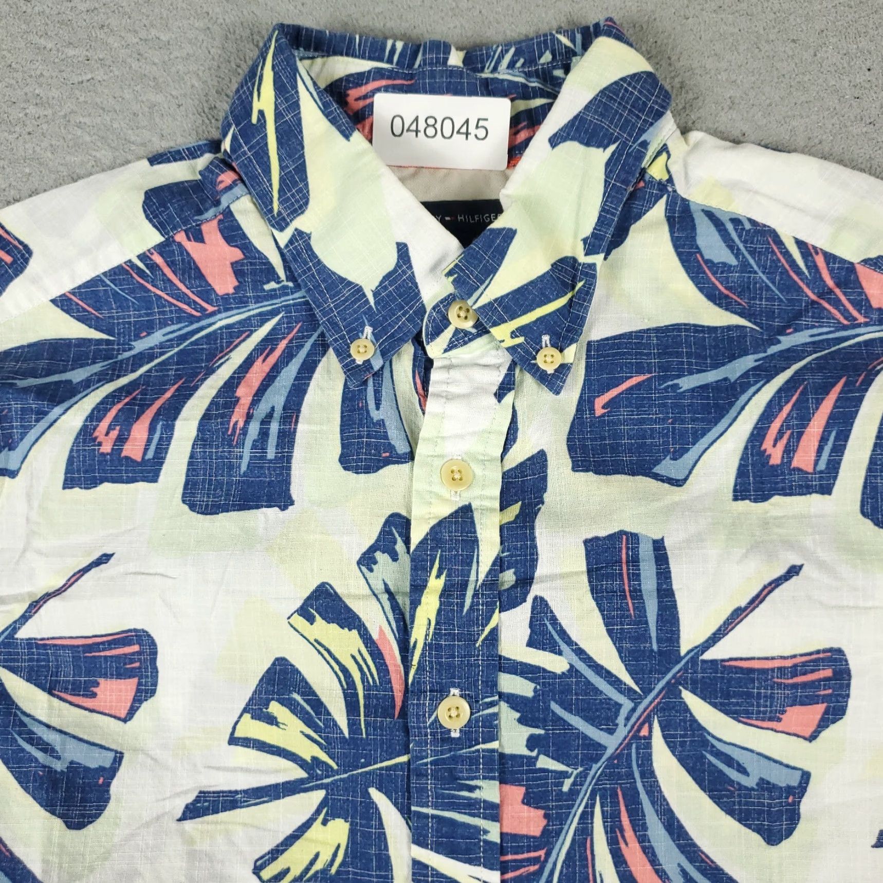 Tommy Hilfiger Tommy Hilfiger Shirt Size Small Blue Tropical Casual Button Up Short Sleeve Mens Size US S / EU 44-46 / 1 - 2 Thumbnail