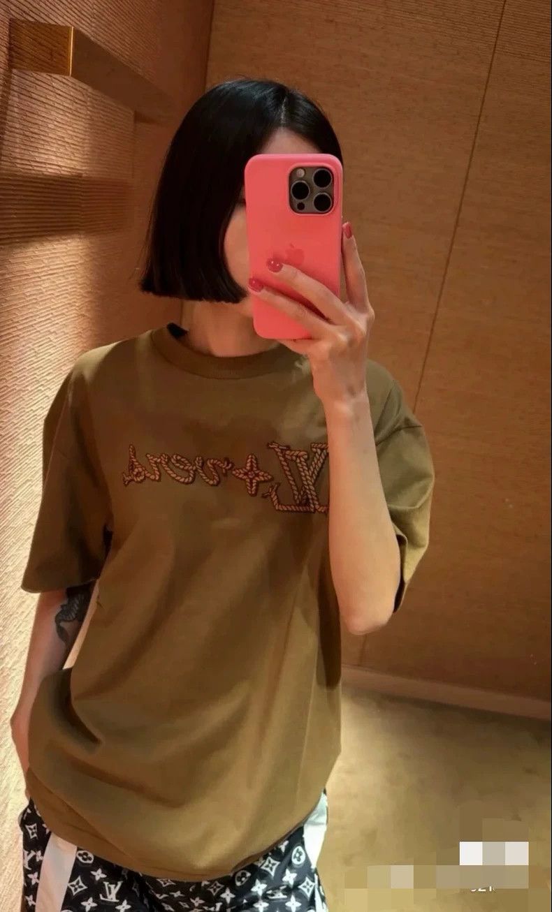 Louis Vuitton Louis Vuitton Brown knotted monogram logo short sleeve Size US XXL / EU 58 / 5 - 1 Thumbnail
