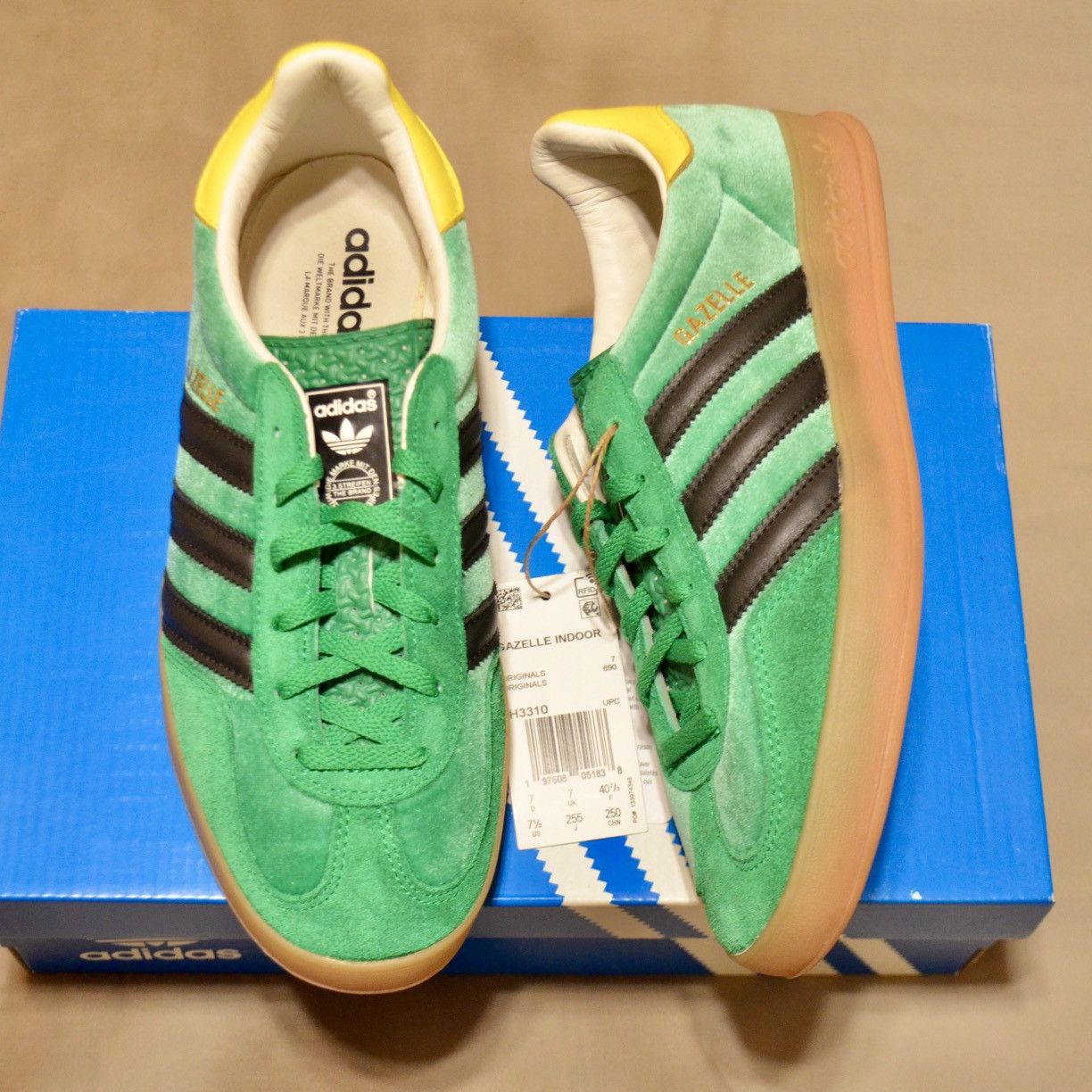Adidas × size? NEW - Size 7.5 US Adidas x size? Gazelle Indoor Green Yellow Size US 7.5 / EU 40-41 - 3 Thumbnail