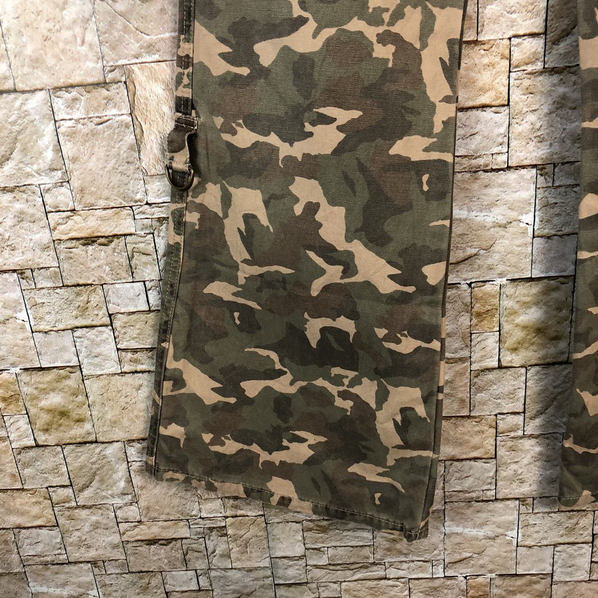 Japanese Brand Petit Berry Camo Cargo Multipocket Pants #A1157 Size 26" / US 2 / IT 38 - 11 Thumbnail