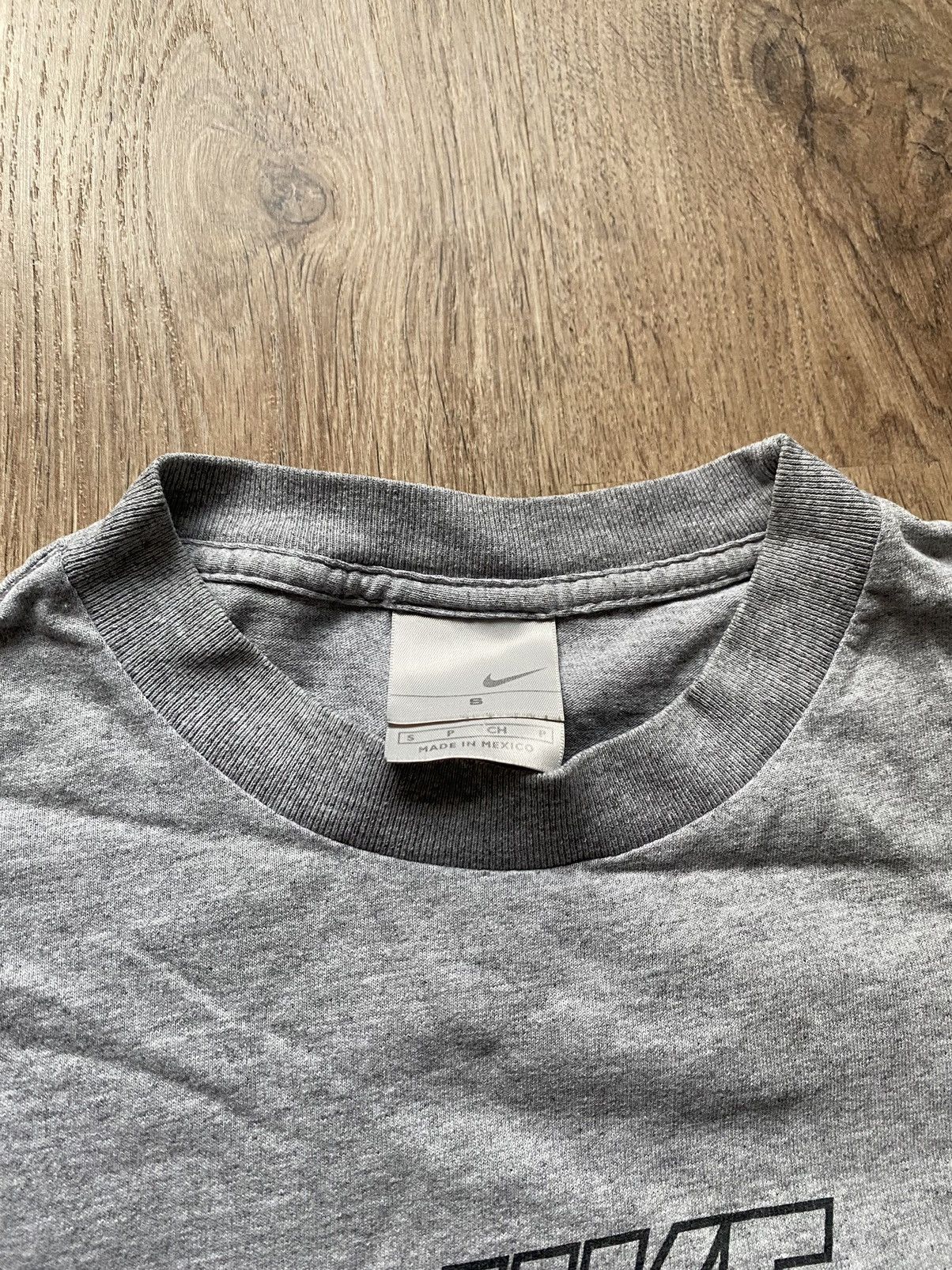 Nike × Vintage Vintage Nike Y2K big logo 00’s t shirt streetwear MEXICO Size US S / EU 44-46 / 1 - 3 Thumbnail