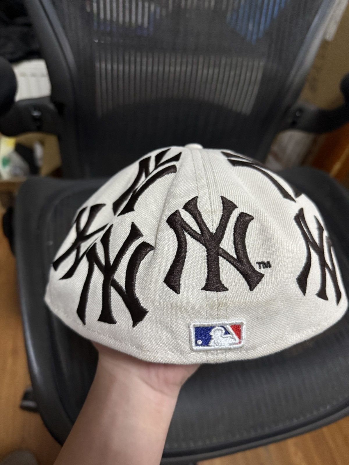New York Yankees × Supreme Supreme yankees box logo new era tan 7 5/8 Size ONE SIZE - 3 Thumbnail