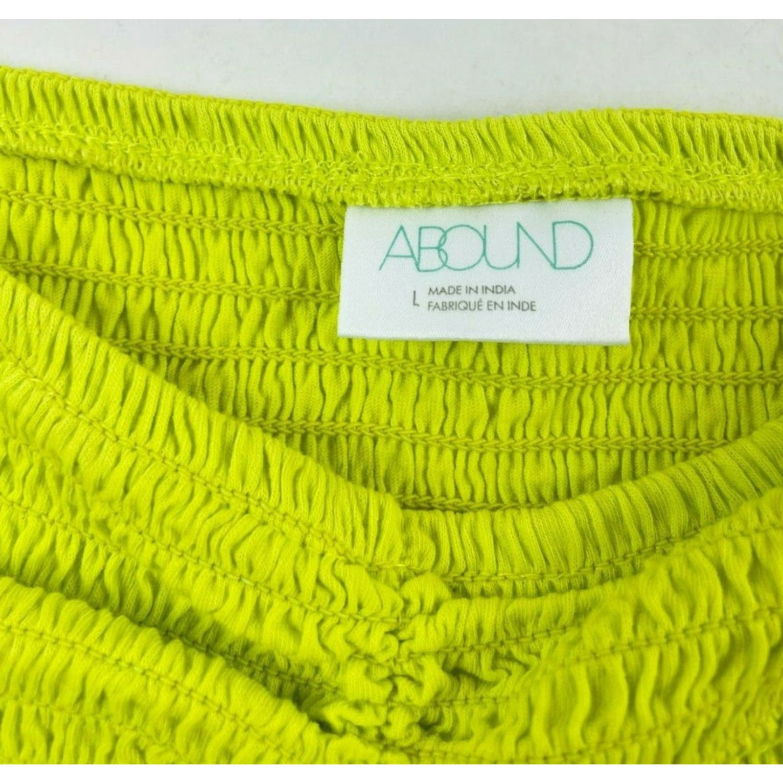 Vintage ABOUND T-shirt Women's L Neon Green Smocked Off Shoulder Crop top NWT Size L / US 10 / IT 46 - 6 Thumbnail