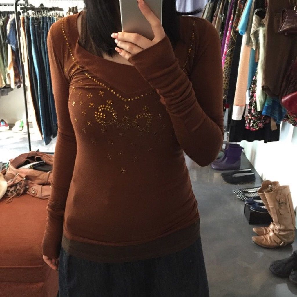 Dolce & Gabbana Dolce & Gabbana Vintage Embroidered Rhinestones Sweatshirt S Size S / US 4 / IT 40 - 2 Thumbnail