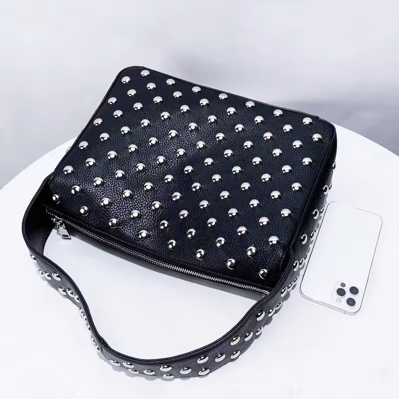 Japanese Brand Fashion Rivet Tote Bag Size ONE SIZE - 2 Thumbnail