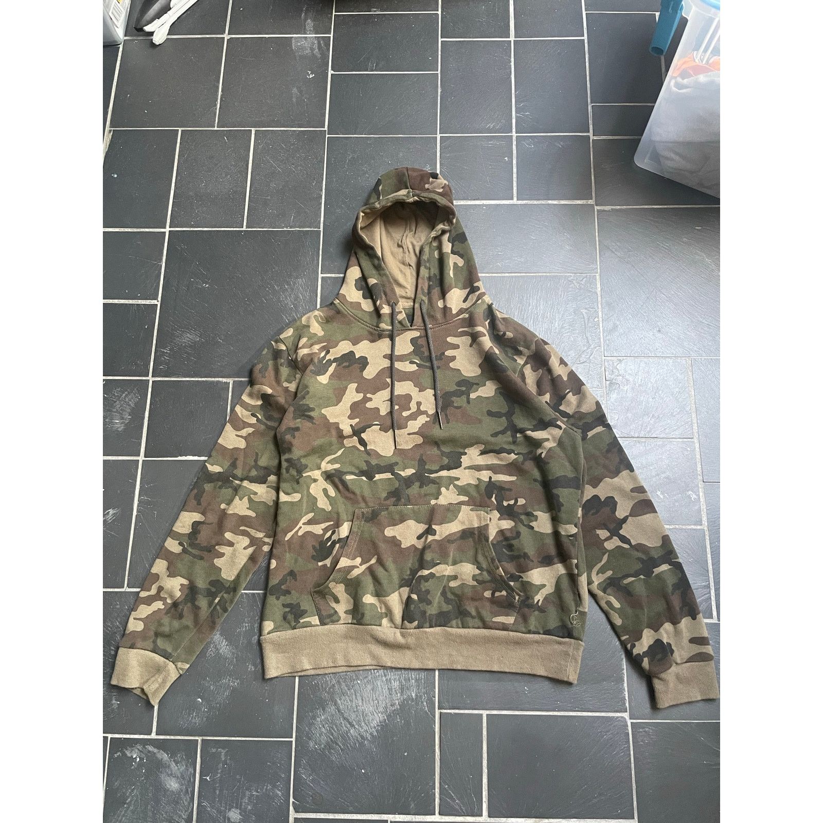Cotton On Men’s Dark Green Camo Oversized Hoodie Size M Size US M / EU 48-50 / 2 - 1 Thumbnail