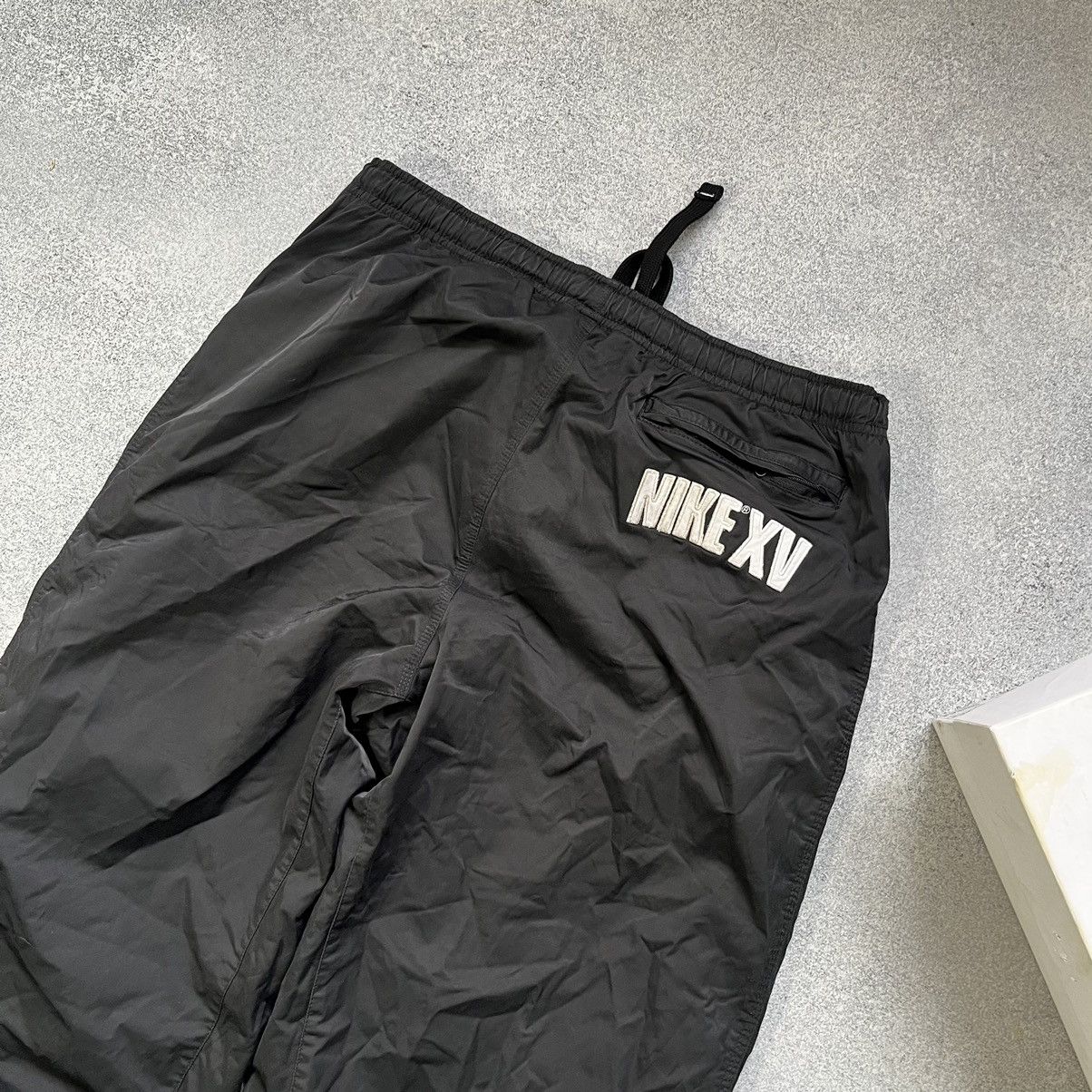 Nike × Vintage Nike vintage nylon pants baggy Size US 34 / EU 50 - 7 Thumbnail