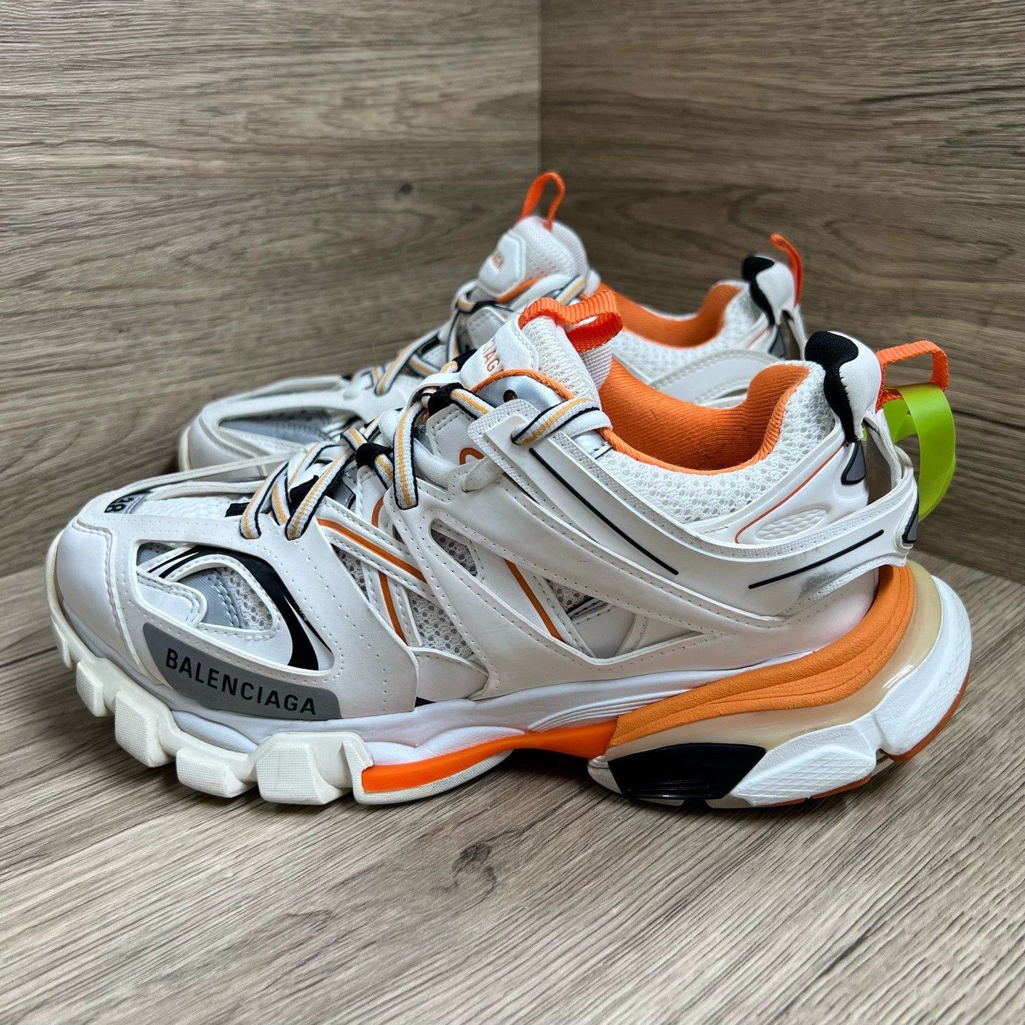 Balenciaga Balenciaga Track sneakers in white and orange, Size US 8 / IT 38 - 4 Thumbnail